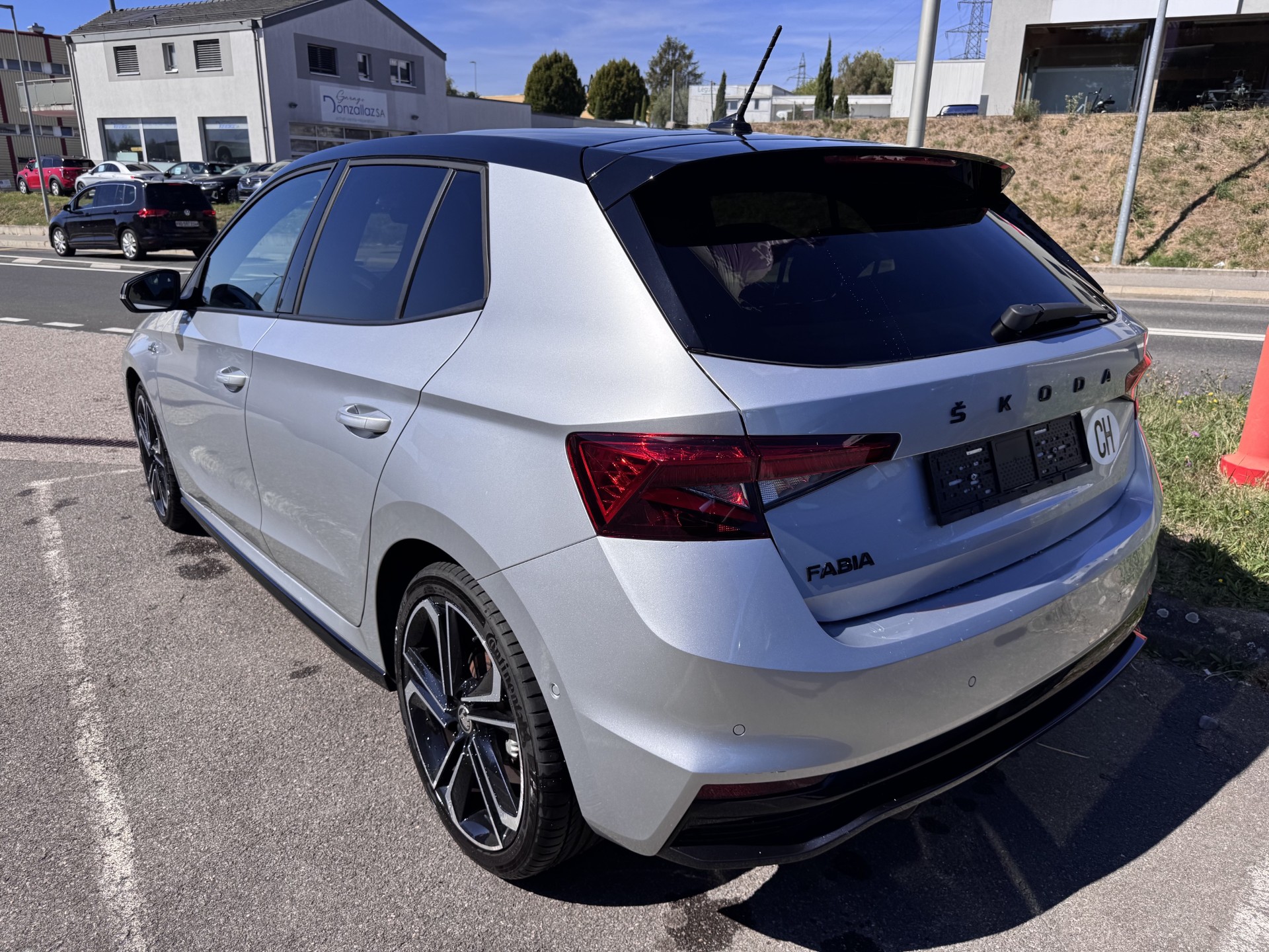 SKODA Fabia 1.5 TSI Style DSG-image-4
