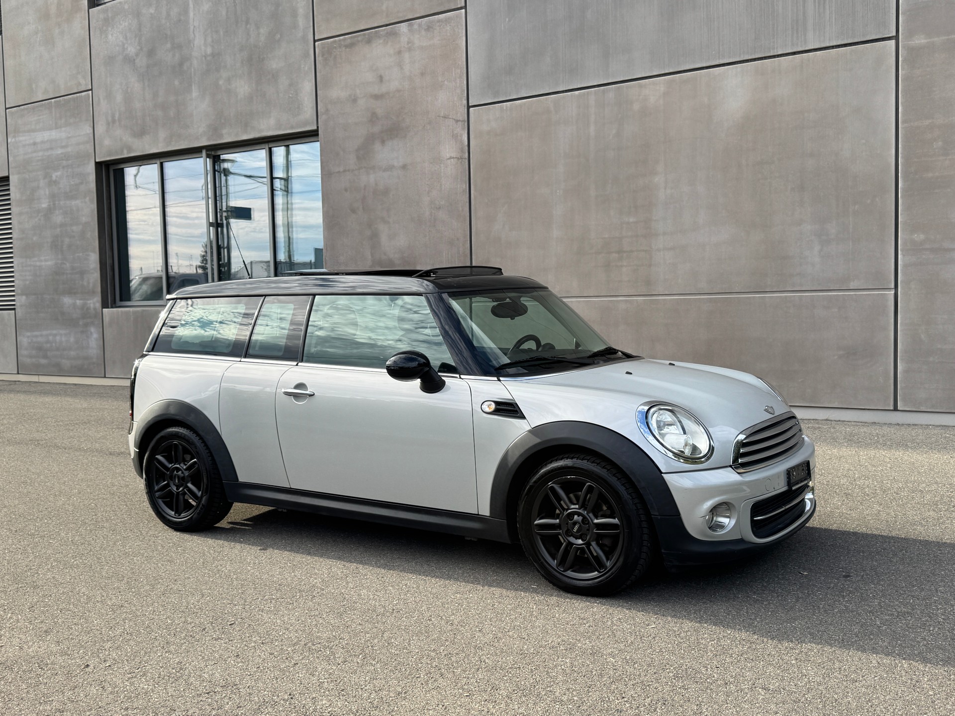 MINI Clubman Cooper Steptronic-image-1