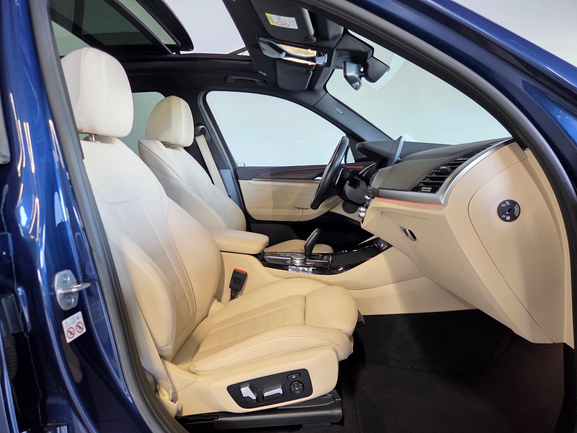 BMW X3 M40i-image-13