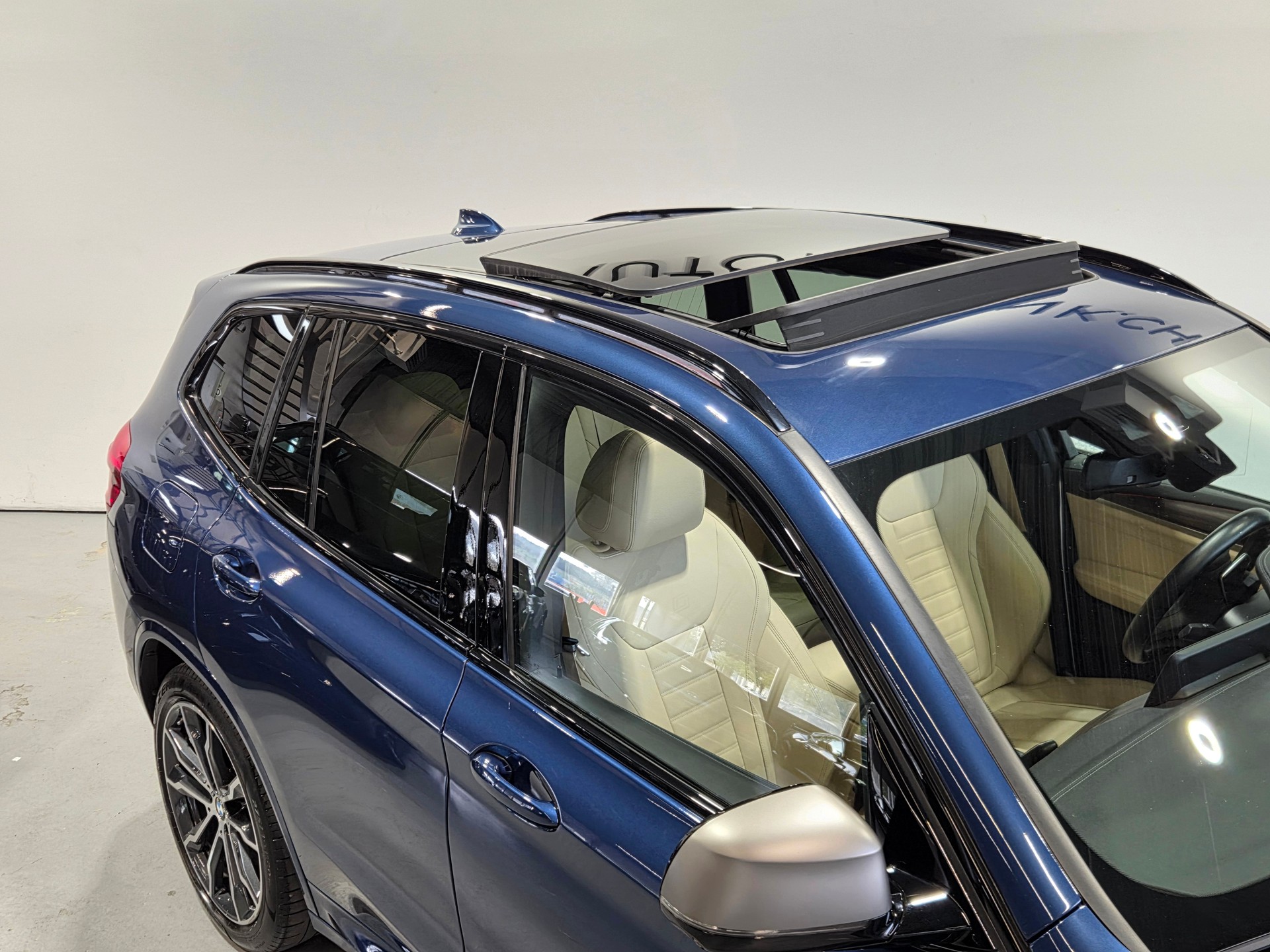 BMW X3 M40i-image-9