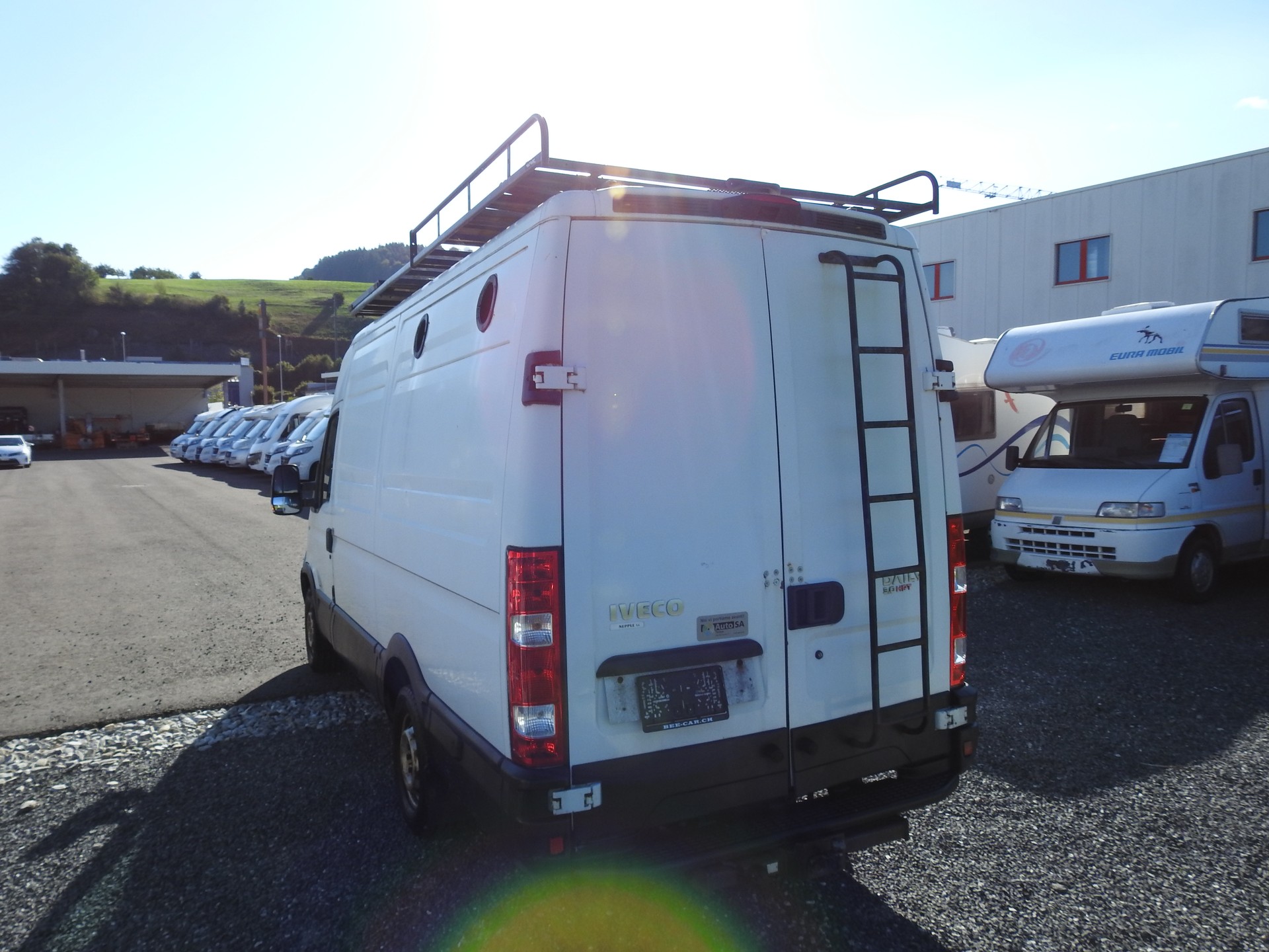 IVECO S18V Daily-showroom-element-3