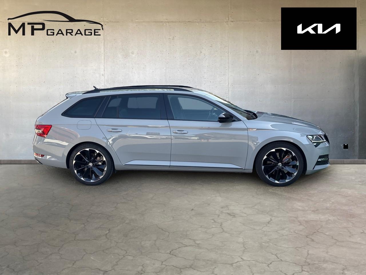 SKODA Superb Combi 2.0 TSI 280 SportLine Light 4x4 DSG-image-3