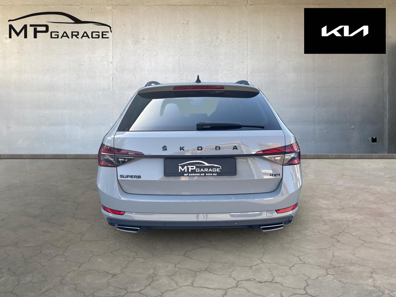 SKODA Superb Combi 2.0 TSI 280 SportLine Light 4x4 DSG-image-4