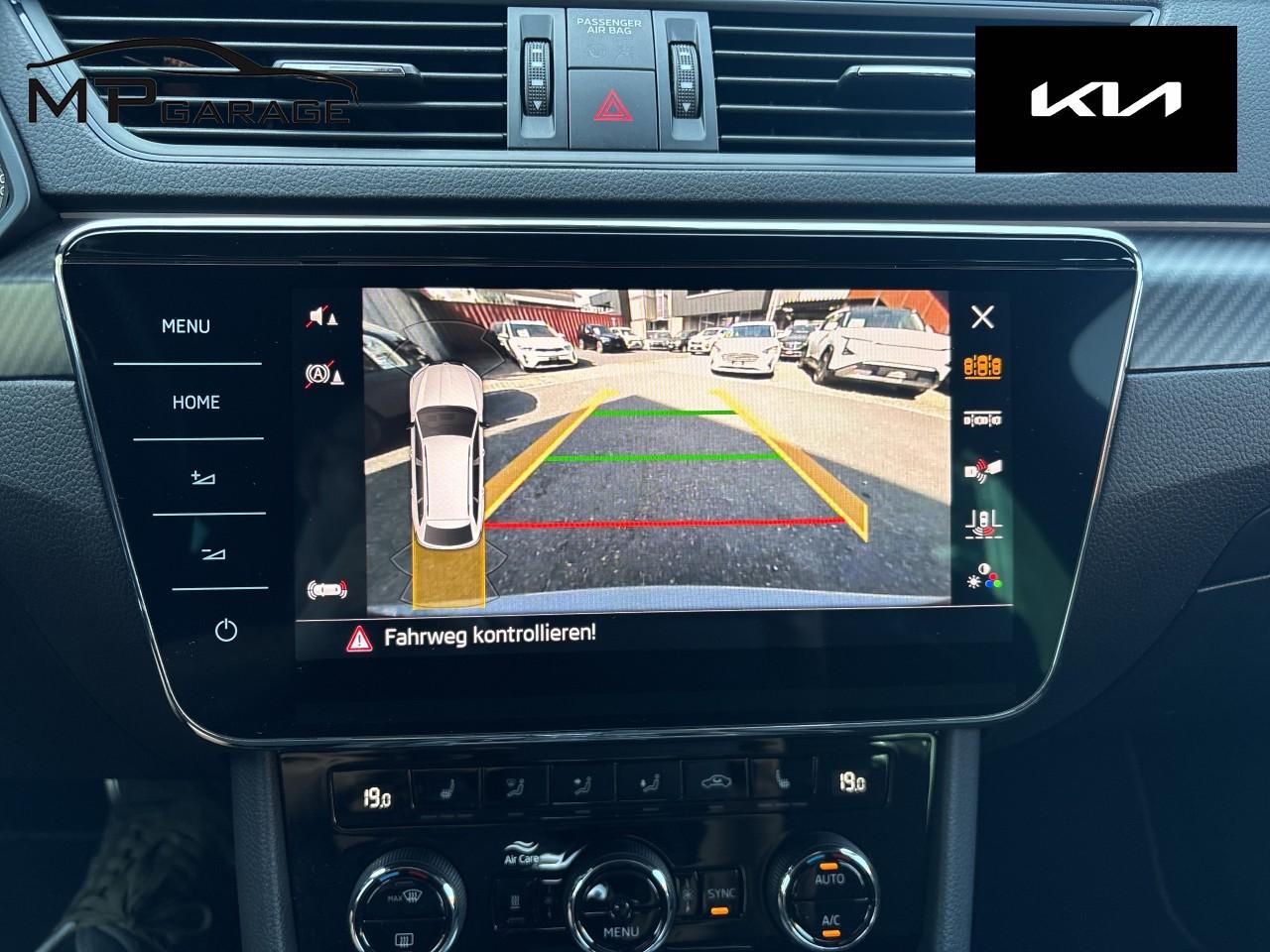 SKODA Superb Combi 2.0 TSI 280 SportLine Light 4x4 DSG-image-10