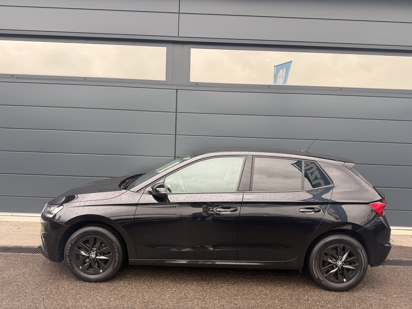 SKODA Fabia 1.0 TSI Ambition DSG-image-2