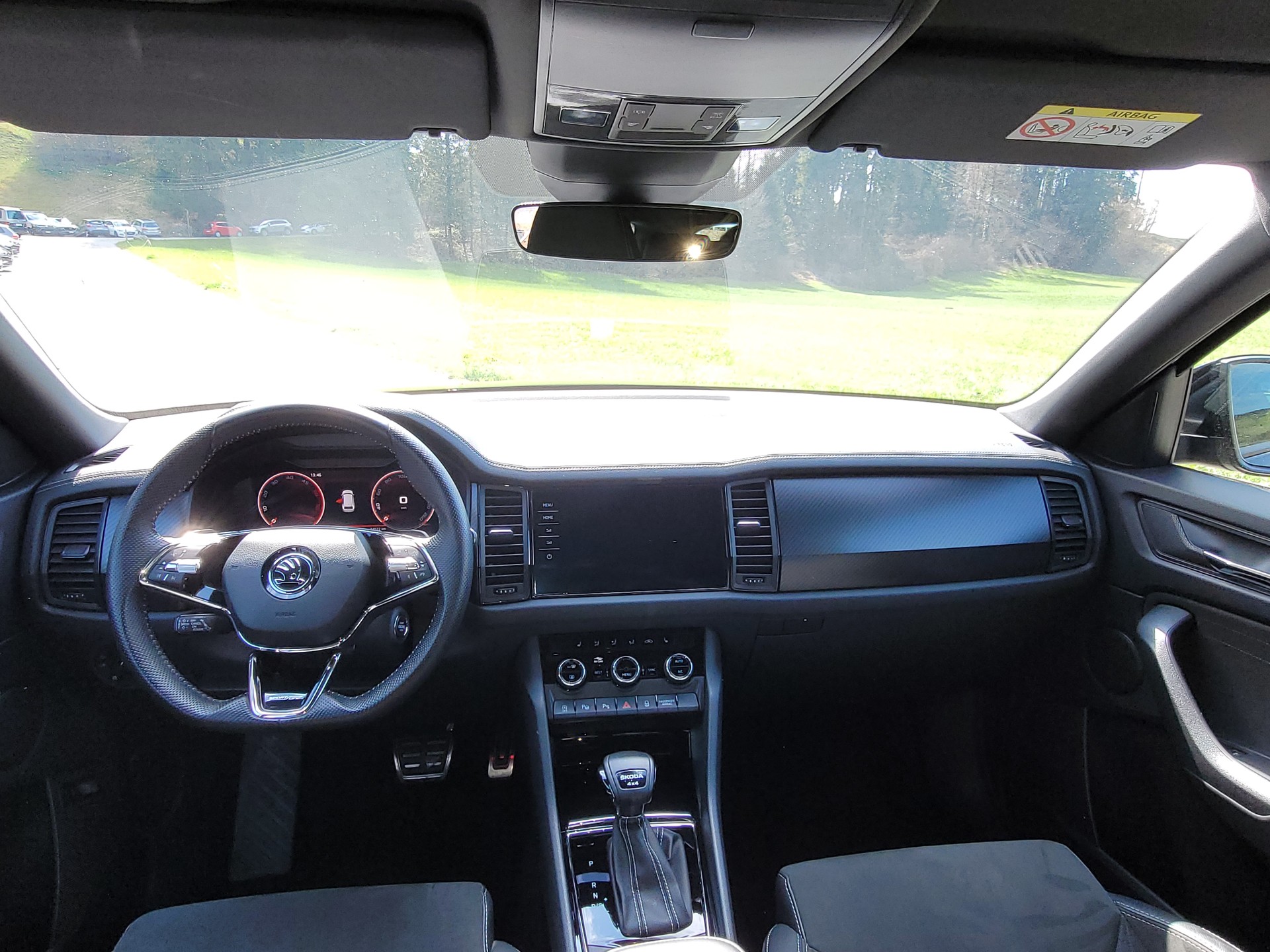 SKODA Kodiaq 2.0 TDI CR SportLine 4x4 DSG *Anhängerkupplung*-image-9