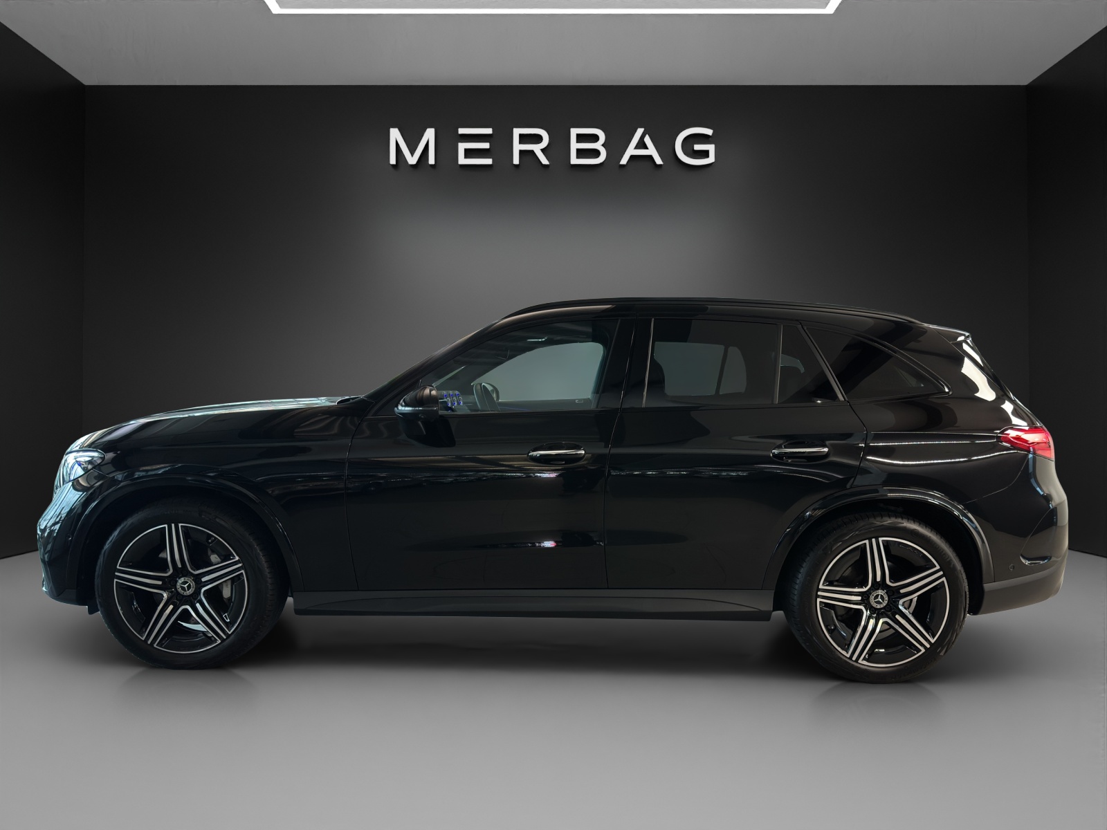 MERCEDES-BENZ GLC 220 d 4M 9G-Tronic-image-2