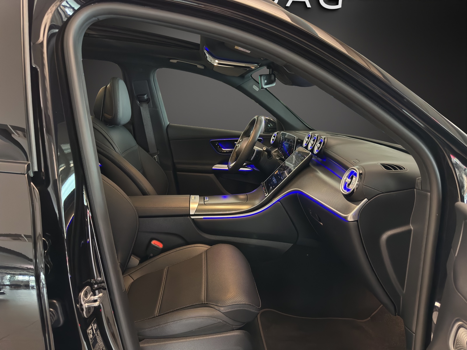 MERCEDES-BENZ GLC 220 d 4M 9G-Tronic-image-10