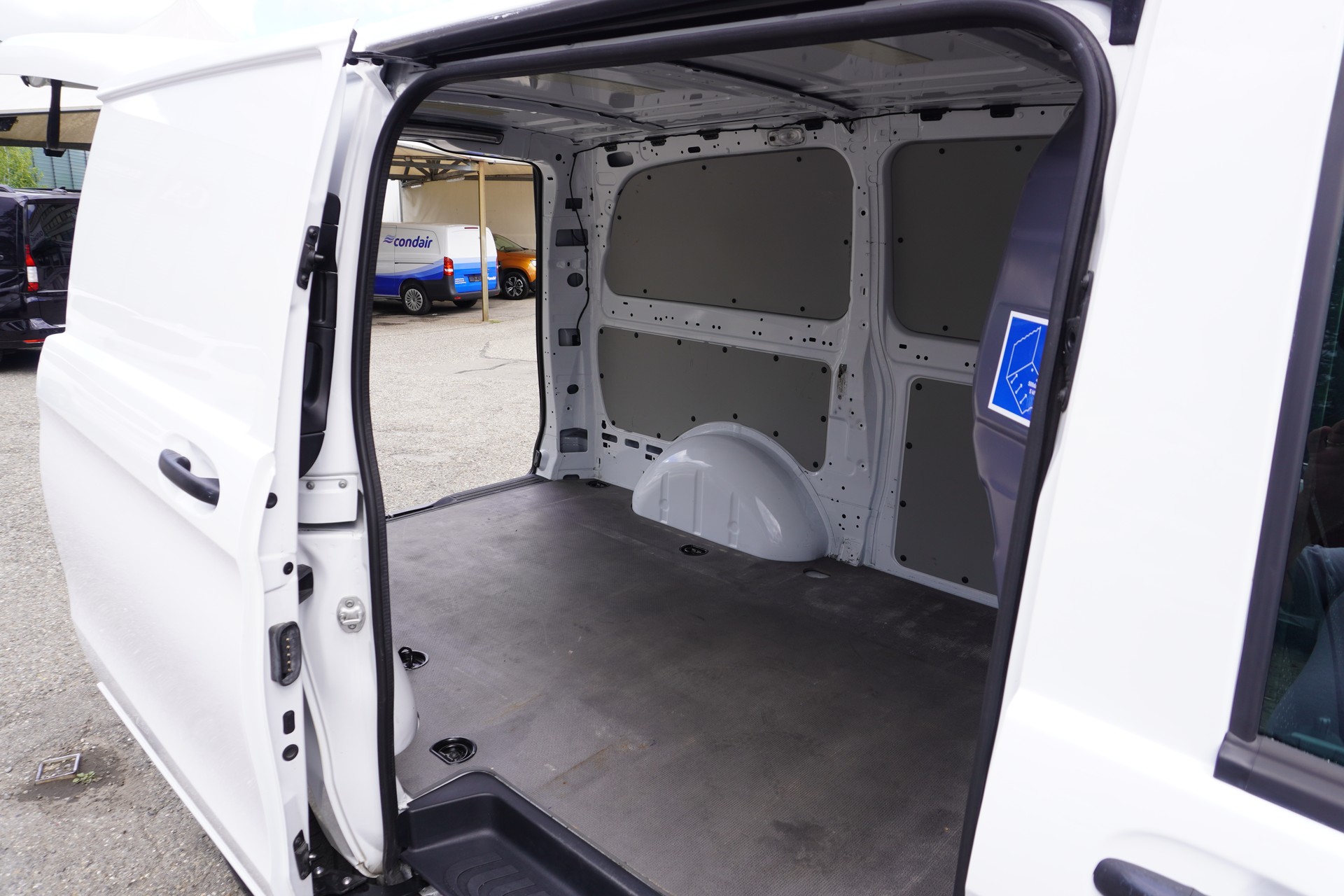 MERCEDES-BENZ Vito 116 CDI Lang 9G-Tronic Base-image-10