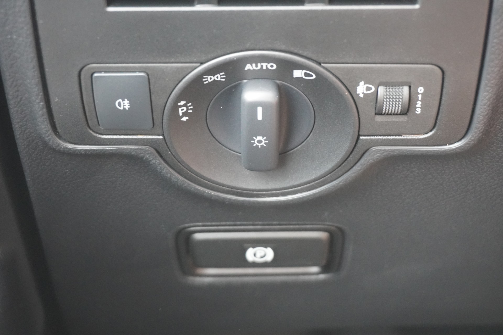 MERCEDES-BENZ Vito 116 CDI Lang 9G-Tronic Base-image-25