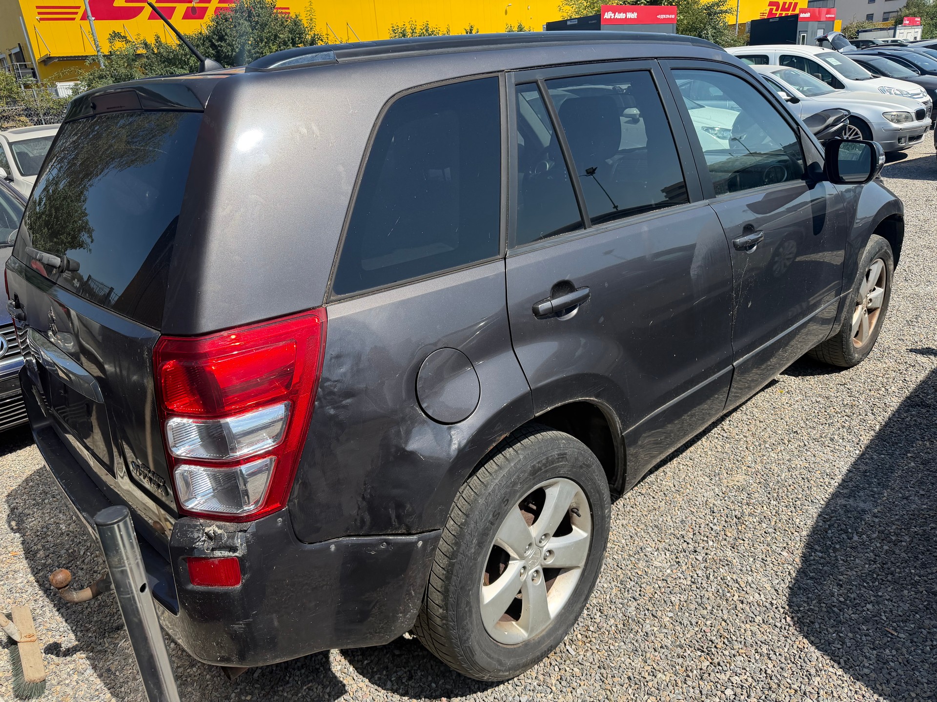 SUZUKI Grand Vitara 2.4 16V GL Top-showroom-element-2