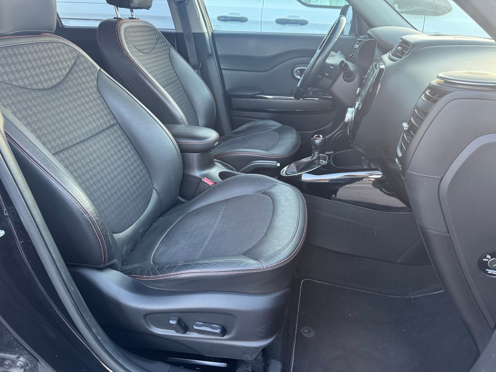 KIA Soul 1.6 GDi GT Automat DCT-image-9