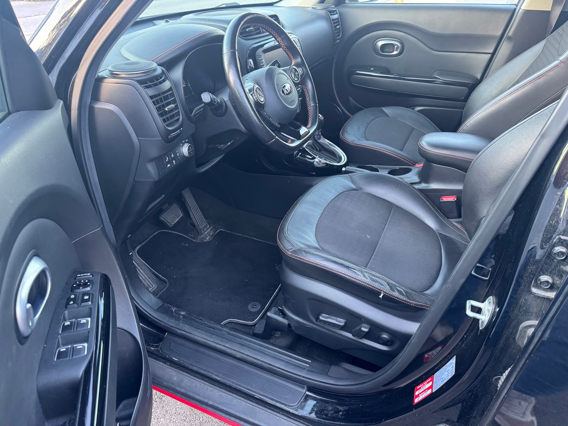 KIA Soul 1.6 GDi GT Automat DCT-image-10