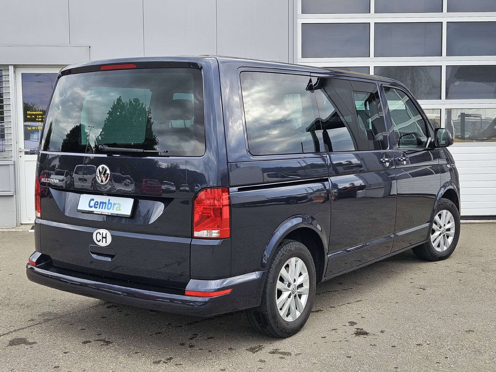 VW T6.1 Multivan 2.0 TDI 150 Comfortline DSG * Schiebetüre links und rechts * Frisch ab MFK *-image-5