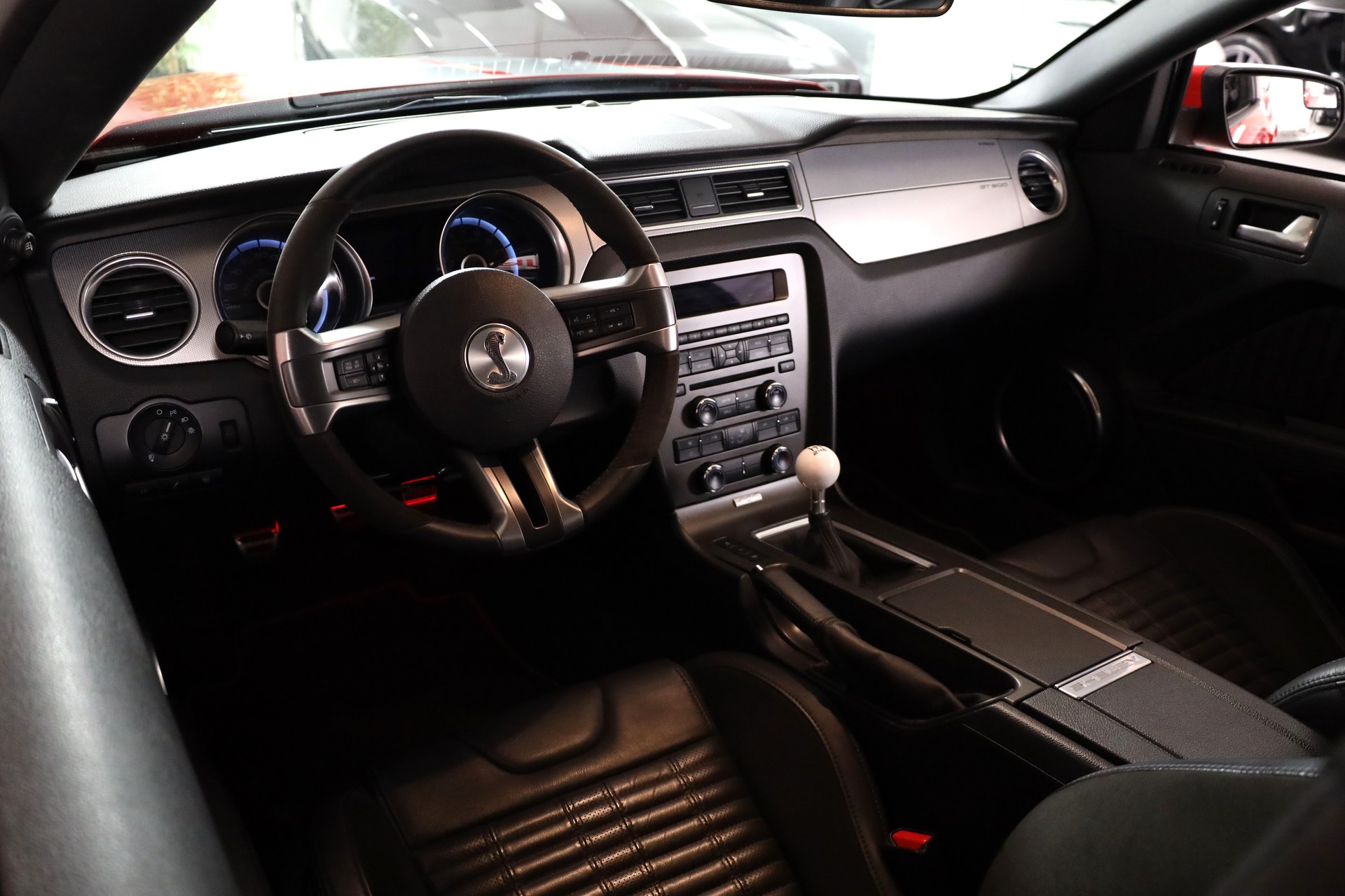 FORD Shelby GT500 5.8 SVT 20th Anniversary Edition-image-8