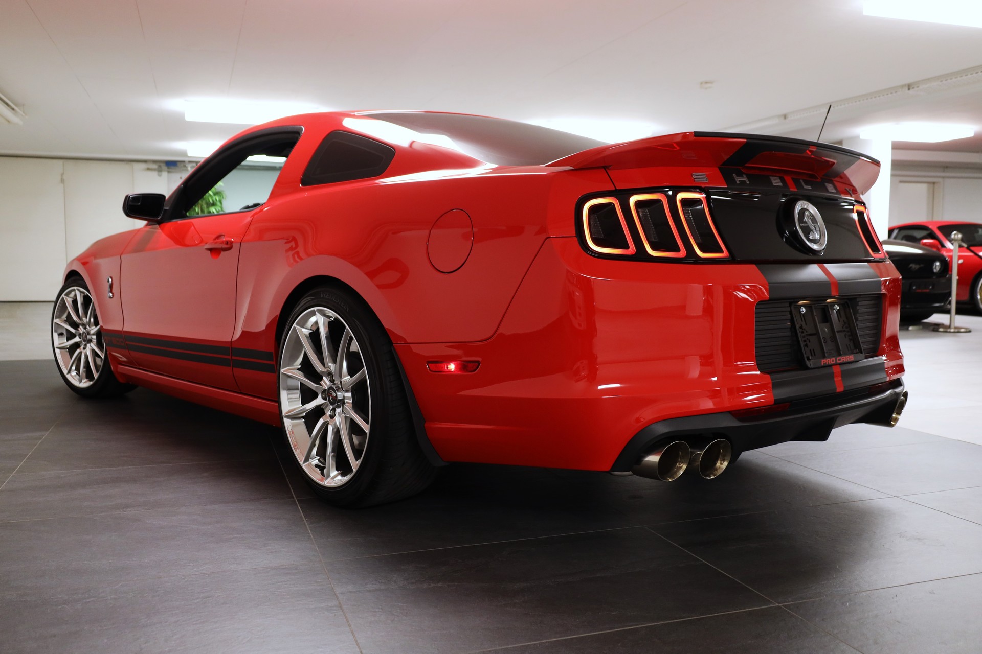 FORD Shelby GT500 5.8 SVT 20th Anniversary Edition-image-5