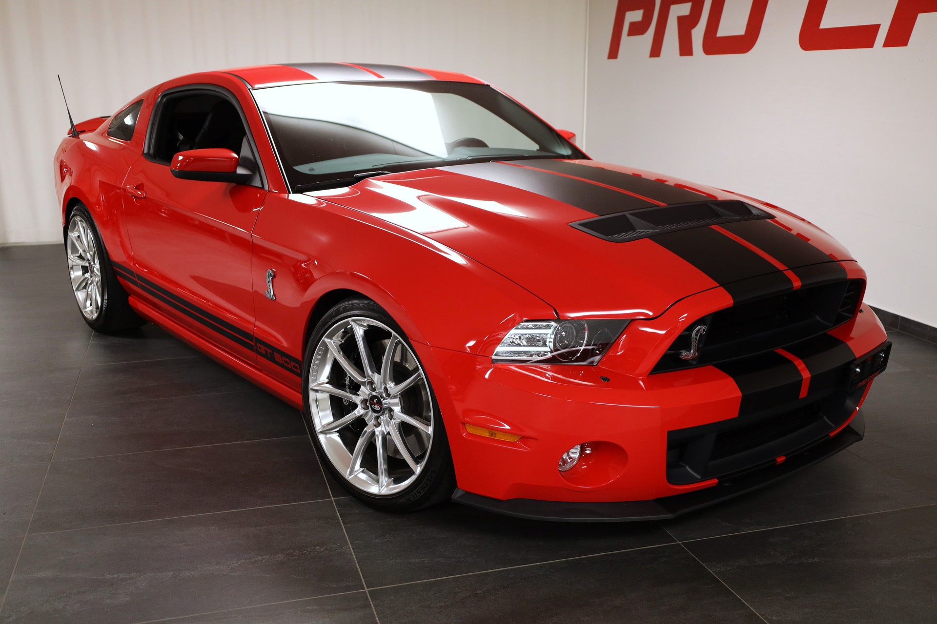 FORD Shelby GT500 5.8 SVT 20th Anniversary Edition-image-1