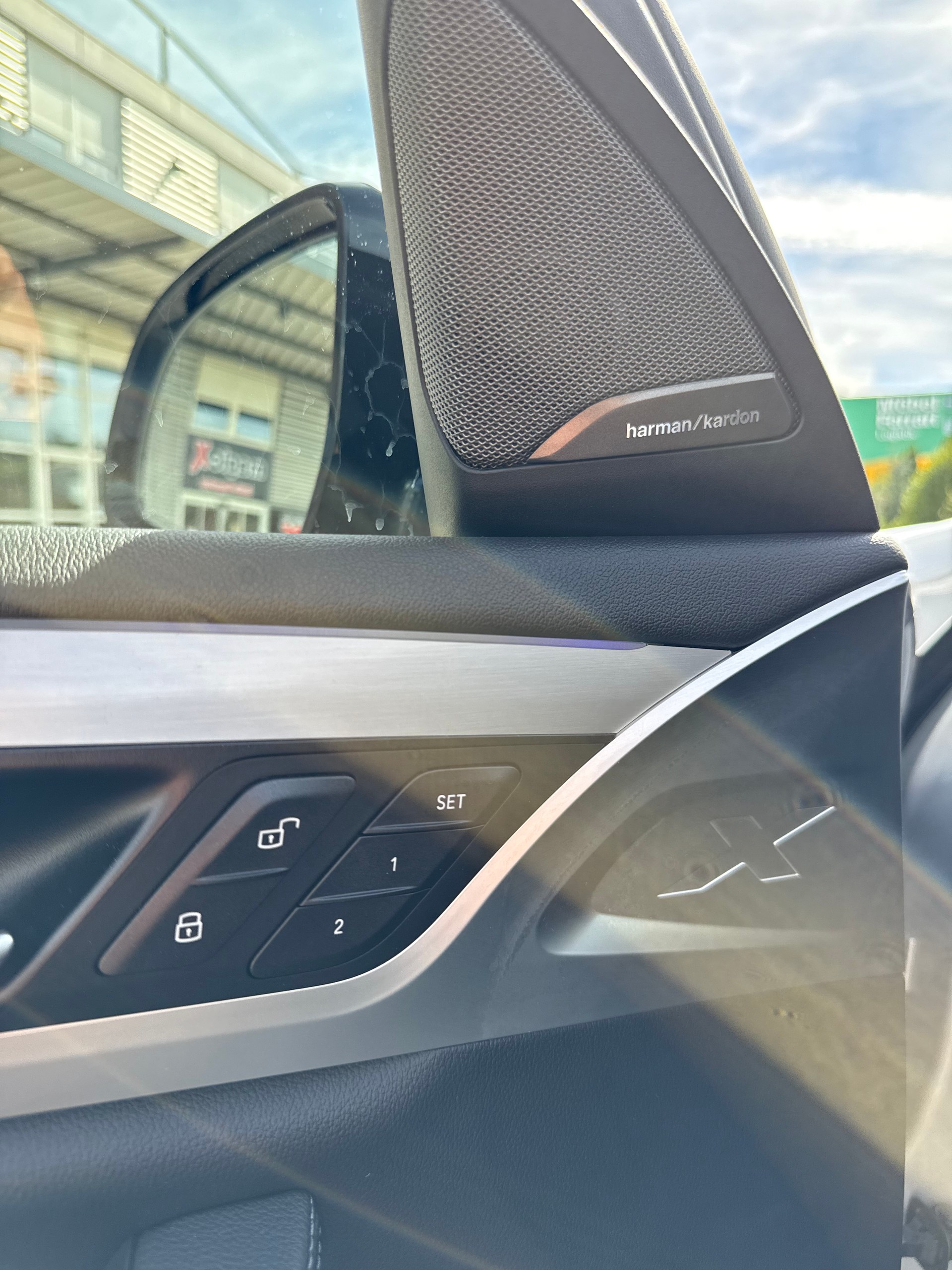 BMW BMW X4 xDrive20d M Paket | Head-Up | 360° Kamera | Harman Kardon | Memory | AHK | Apple CarPlay | Sitz-/Lenkradheizung-image-10