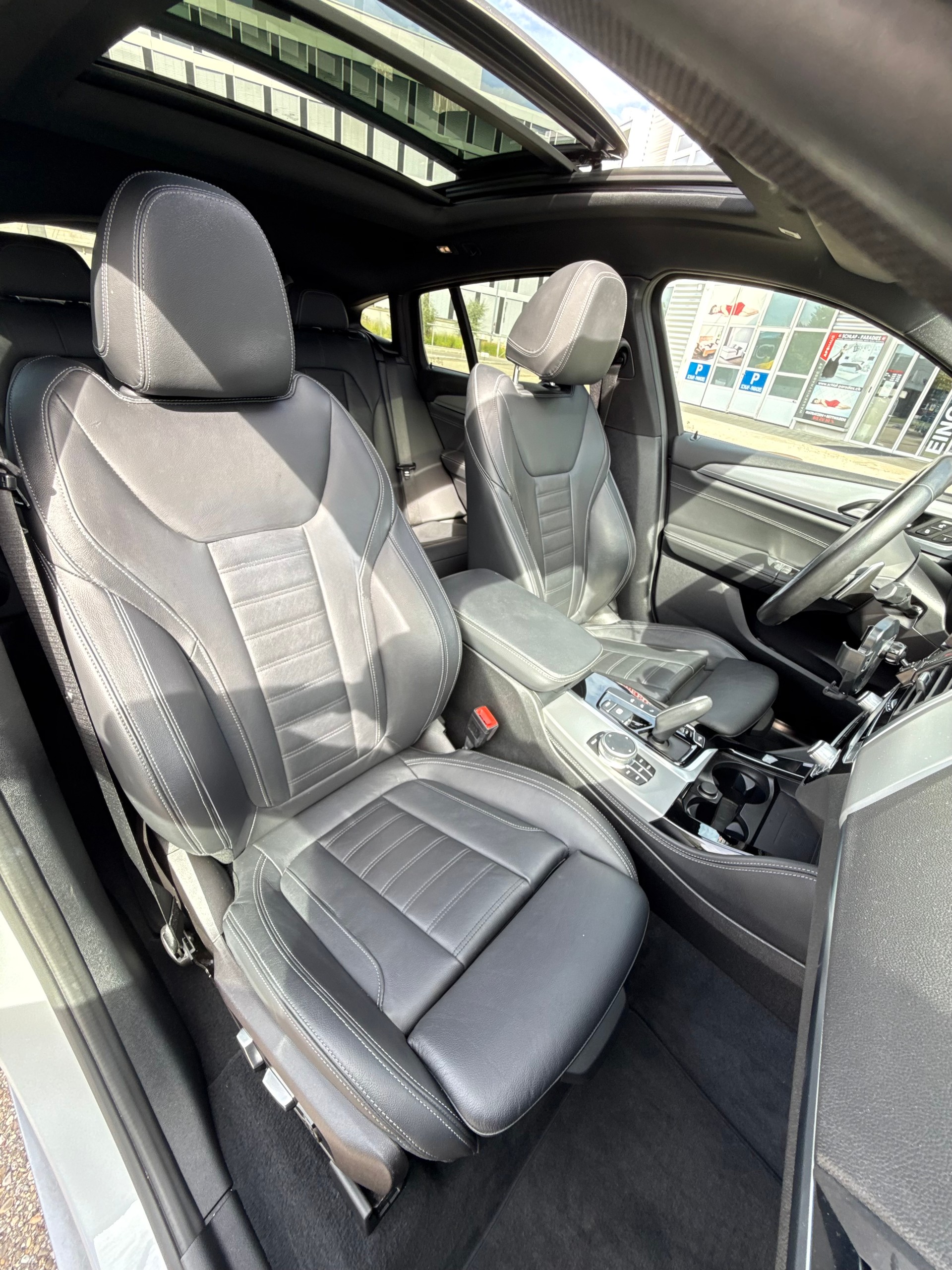 BMW BMW X4 xDrive20d M Paket | Head-Up | 360° Kamera | Harman Kardon | Memory | AHK | Apple CarPlay | Sitz-/Lenkradheizung-image-14