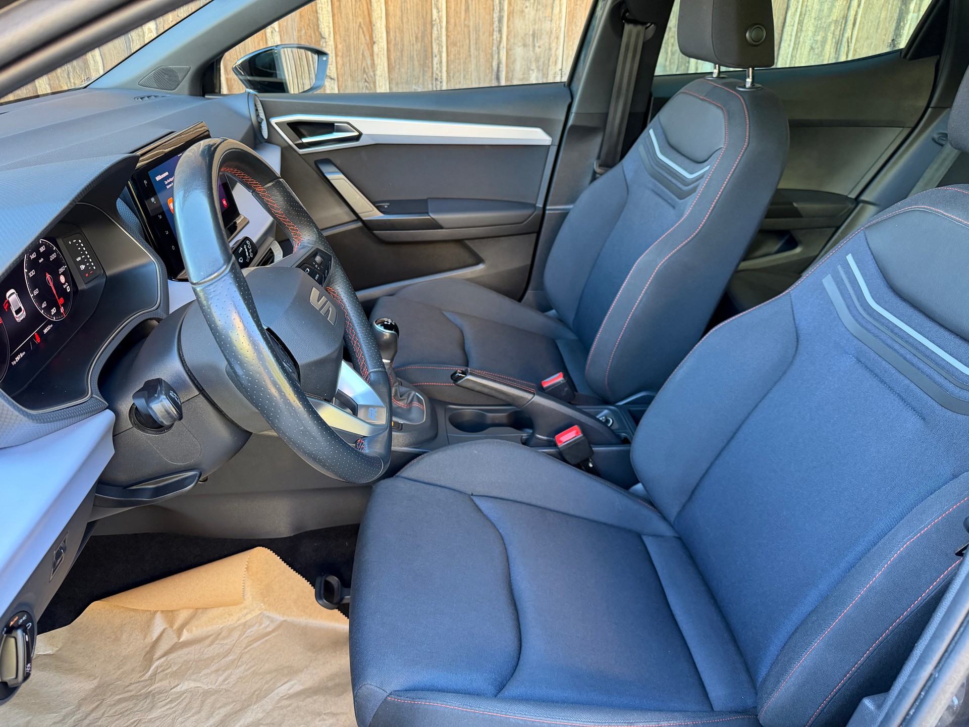 SEAT Ibiza 1.0 EcoTSI FR-image-5