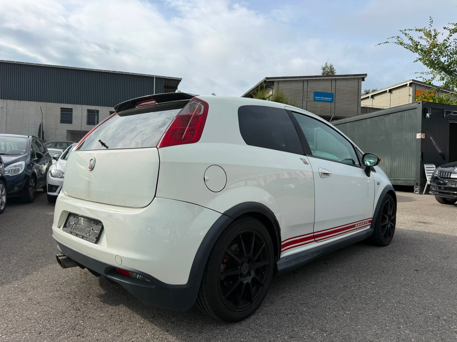 FIAT Punto 1.4 16V Turbo Abarth-image-3
