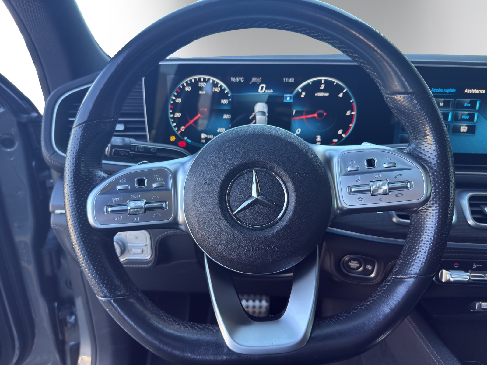 MERCEDES-BENZ GLE 400 d 4Matic-image-12