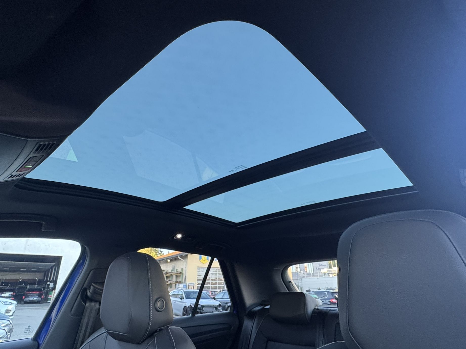 VW T-Roc 2.0 TSI R DSG 4Motion-image-27