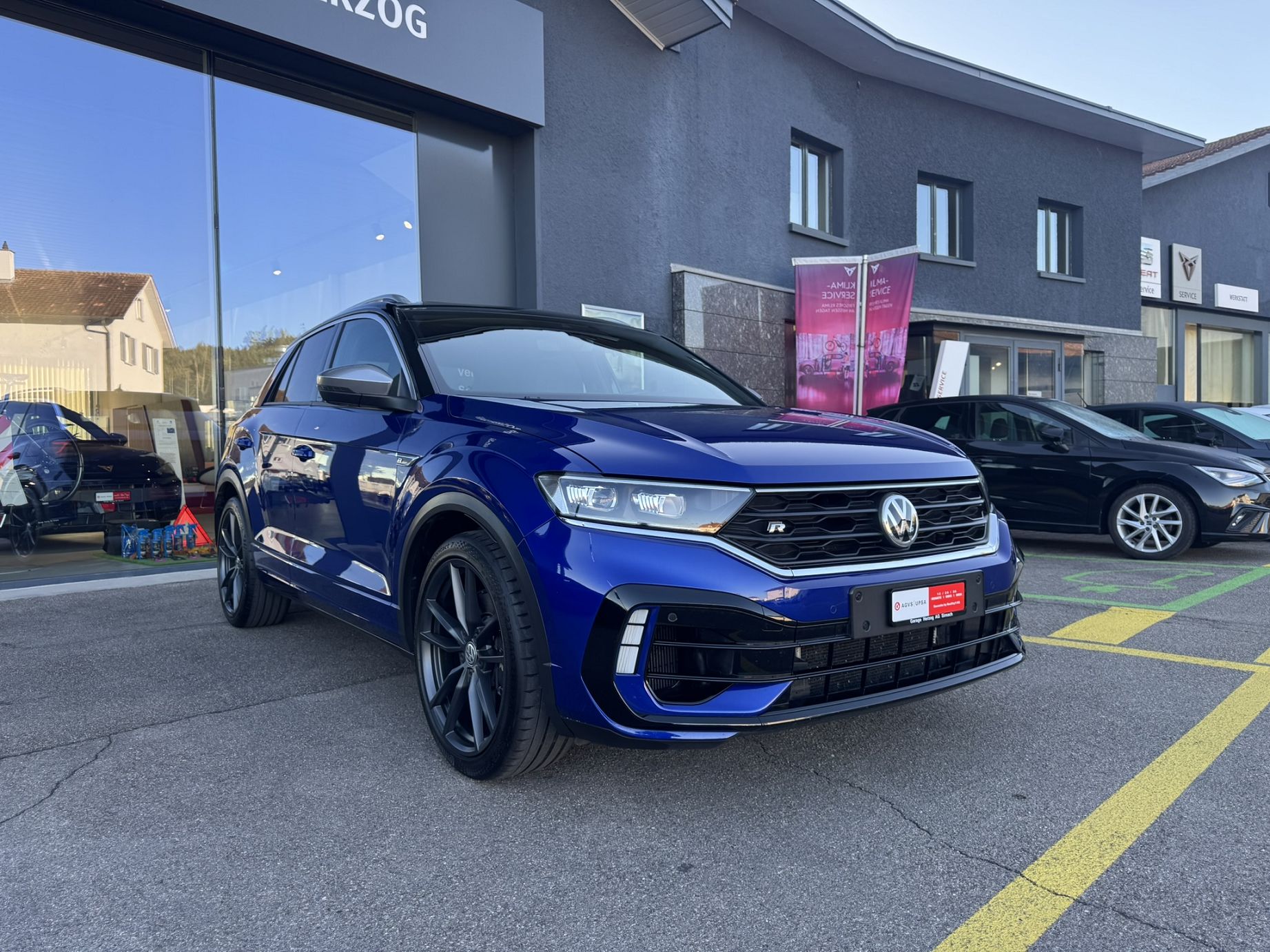 VW T-Roc 2.0 TSI R DSG 4Motion-image-7