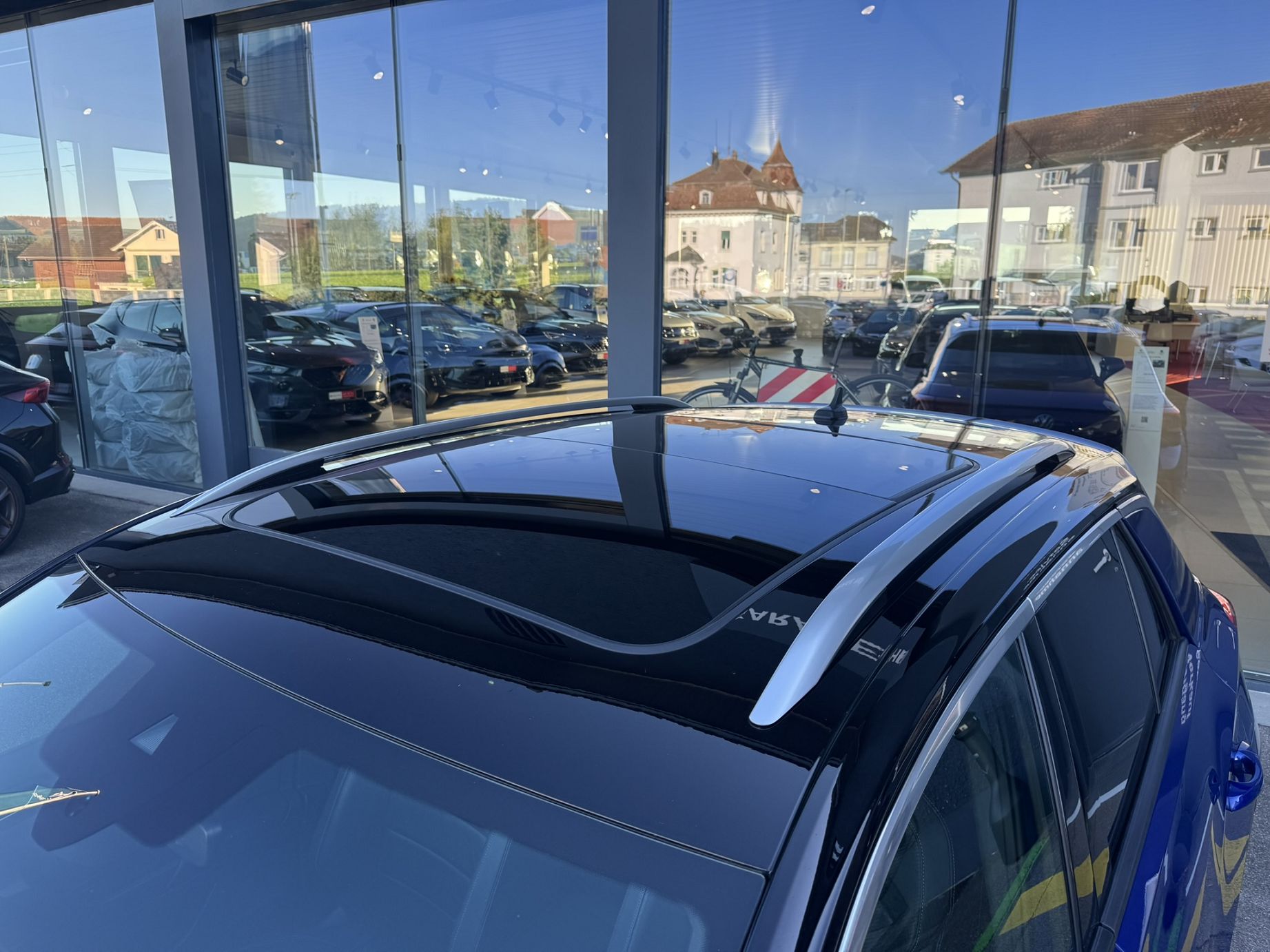 VW T-Roc 2.0 TSI R DSG 4Motion-image-9