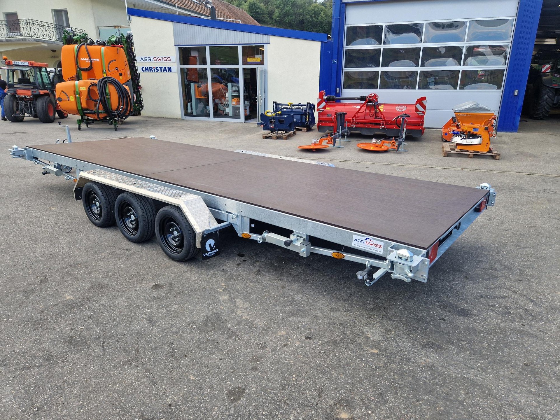 VLEMMIX PC 20-3-1350 (porte conteneur maritime)-image-4