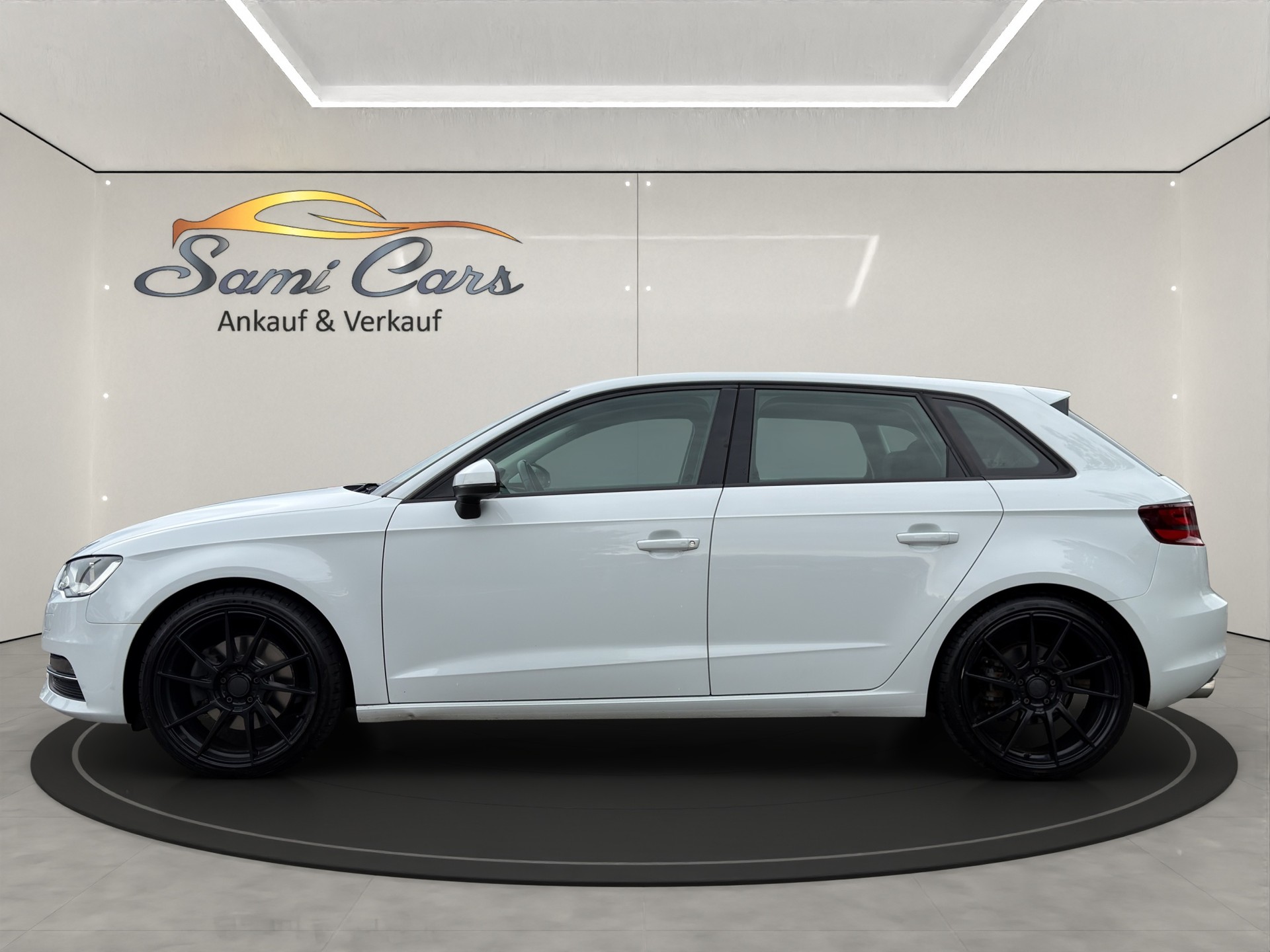 AUDI A3 Sportback 1.8 TFSI Ambition quattro S-tronic-image-2