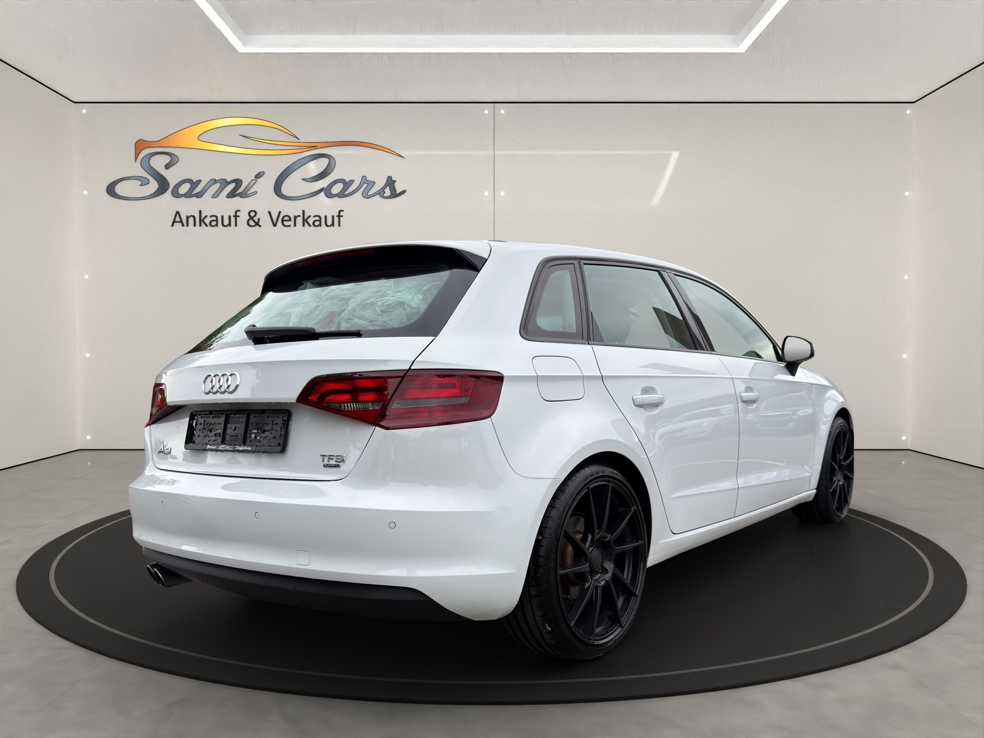 AUDI A3 Sportback 1.8 TFSI Ambition quattro S-tronic-image-5