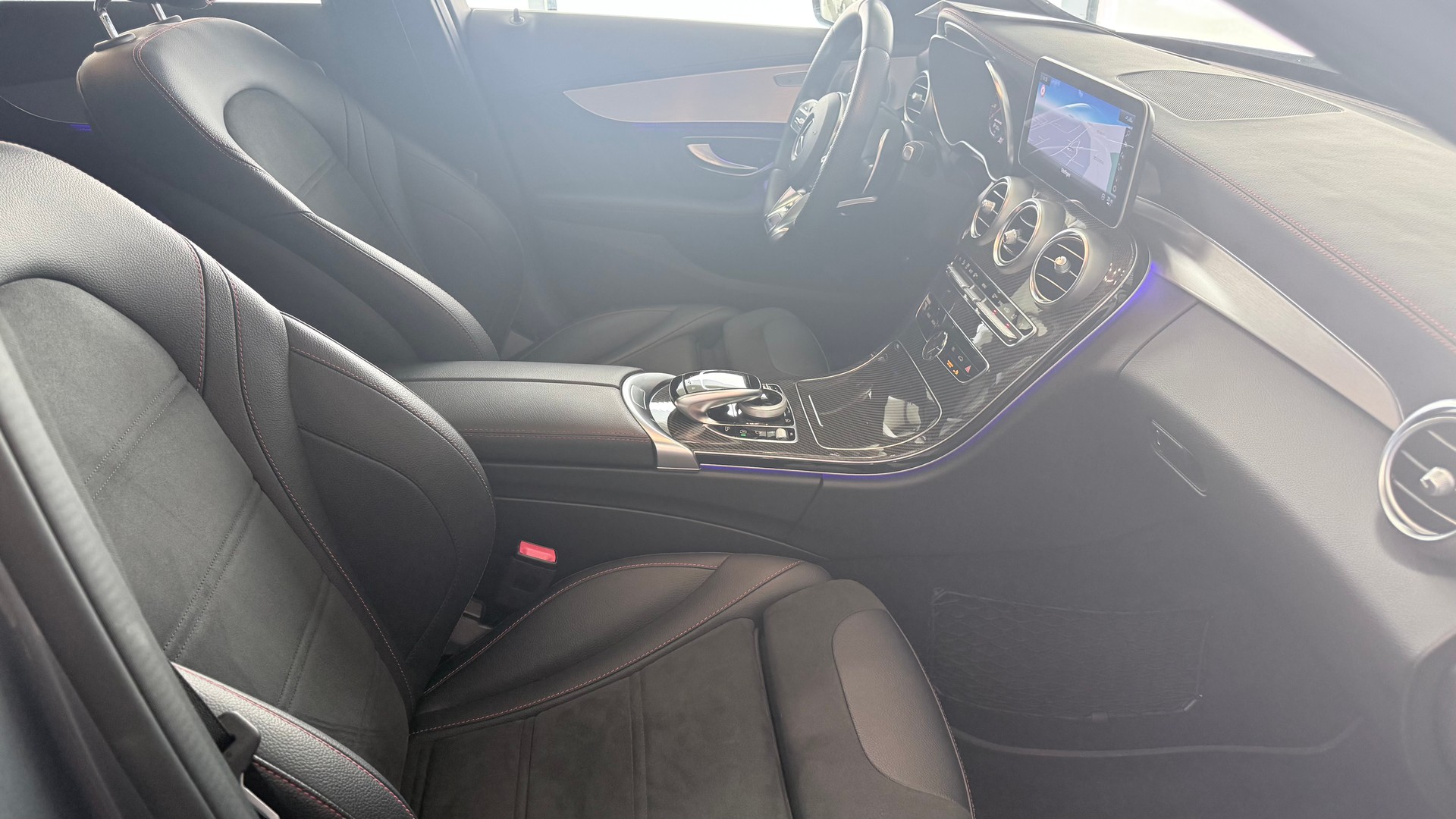 MERCEDES-BENZ C 43 AMG 4matic Kombi-image-25