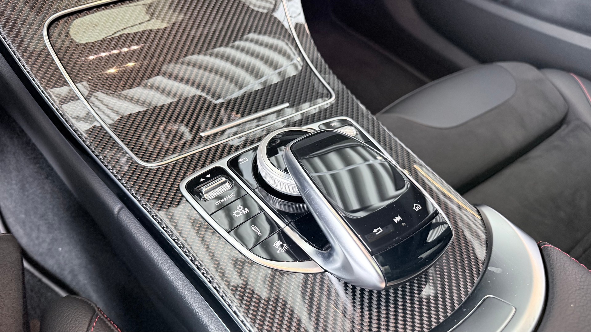 MERCEDES-BENZ C 43 AMG 4matic Kombi-image-15