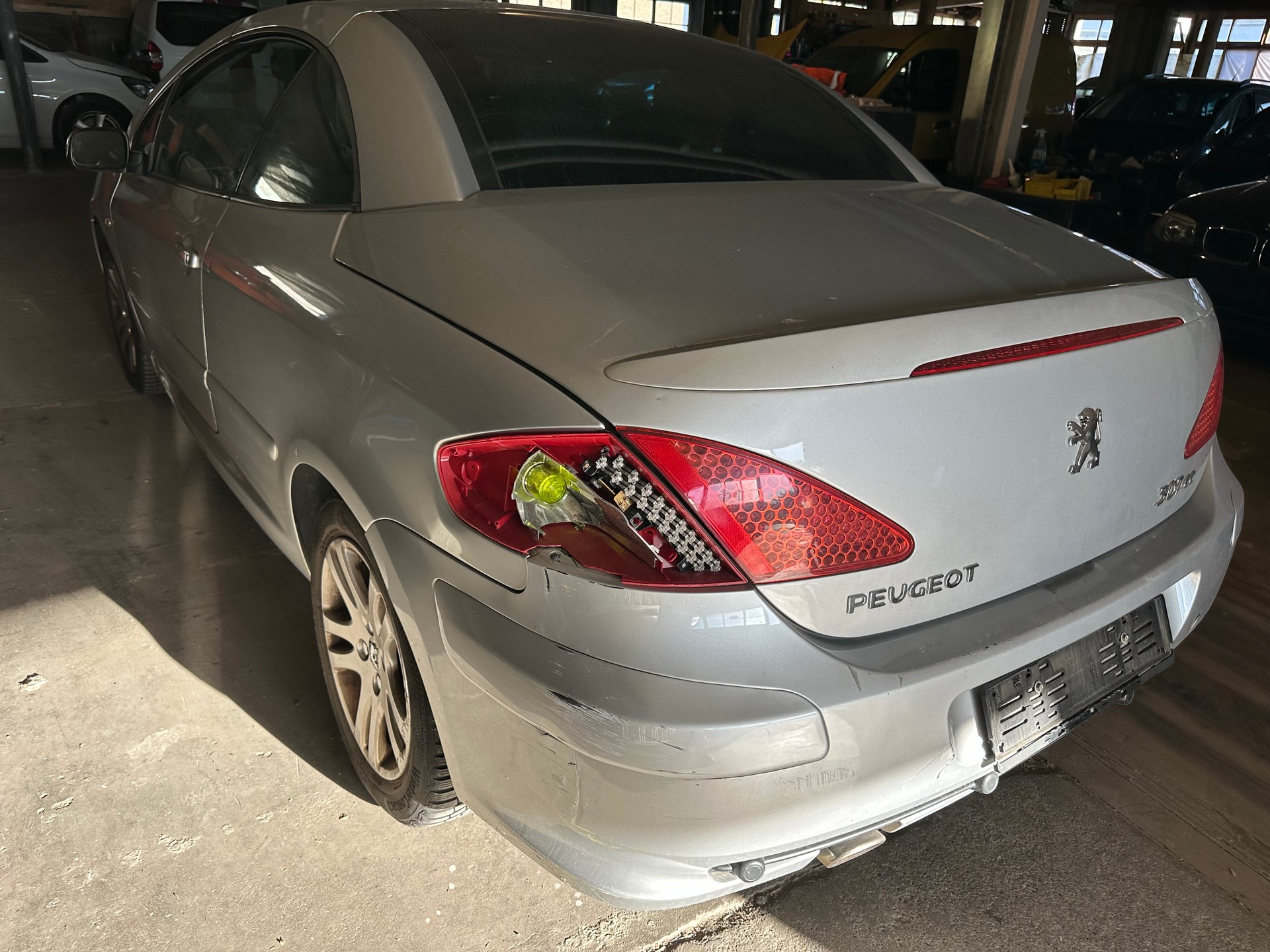 PEUGEOT 307 CC 2.0 16V Dynamic-image-4