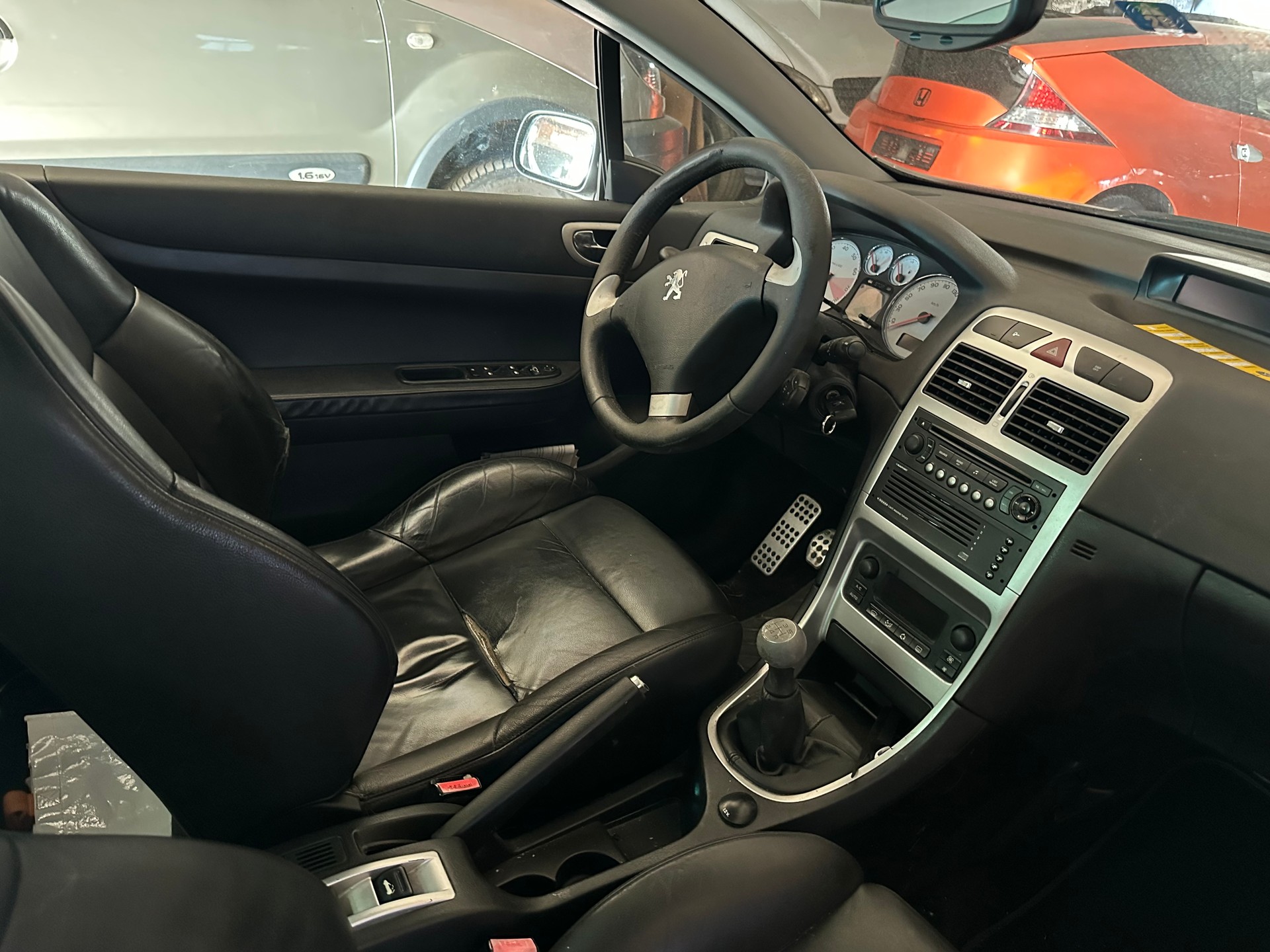 PEUGEOT 307 CC 2.0 16V Dynamic-image-6