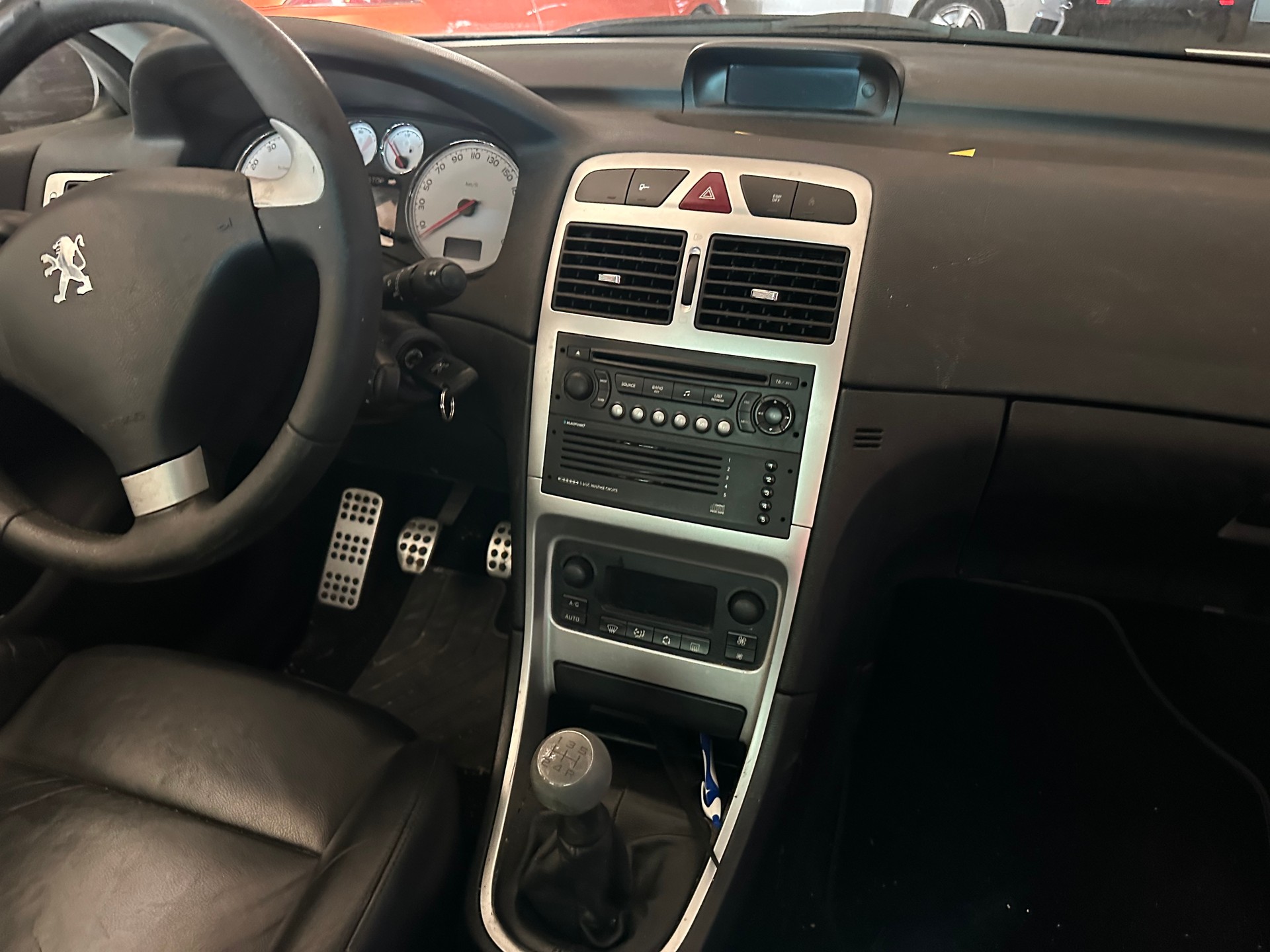 PEUGEOT 307 CC 2.0 16V Dynamic-image-7