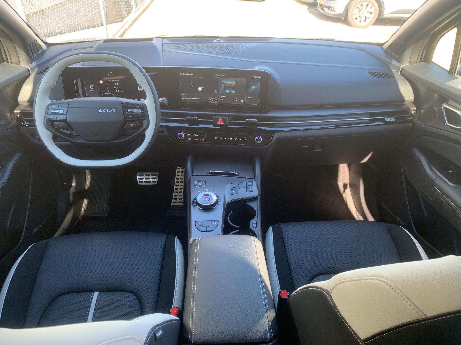 KIA Sportage 1.6 T-GDi Hybrid GT-Line-image-3