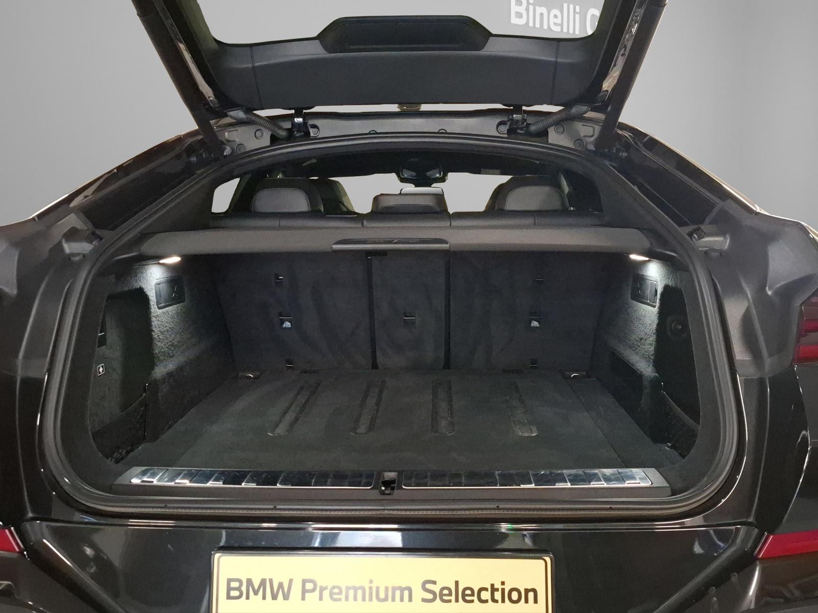 BMW X6 G06 M60i-image-15