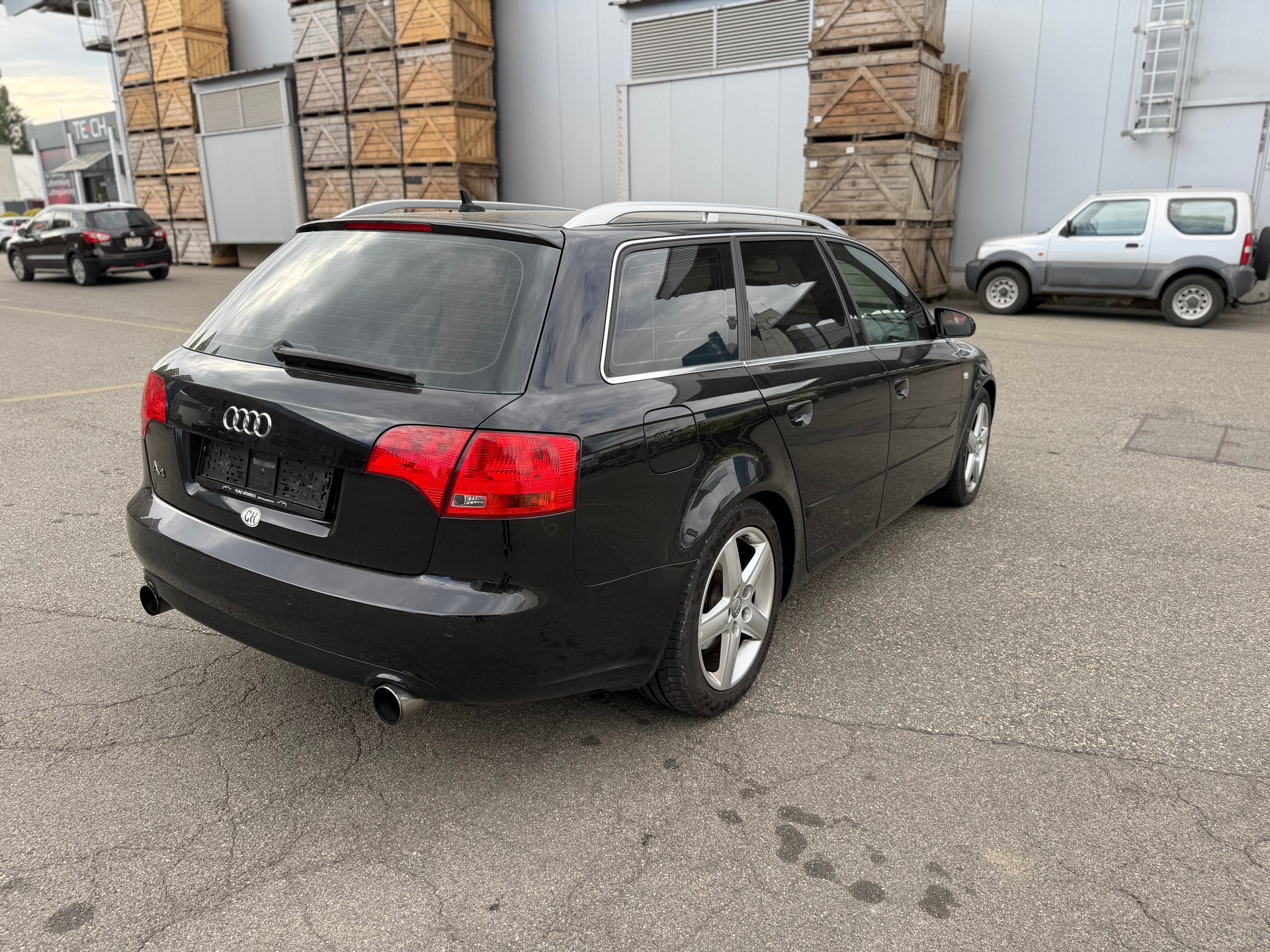 AUDI A4 Avant 3.0 V6 TDI quattro-image-3