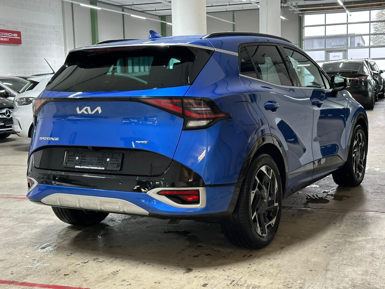 KIA Sportage 1.6T-GDi PHEV GT-Line 4x4 A-image-5