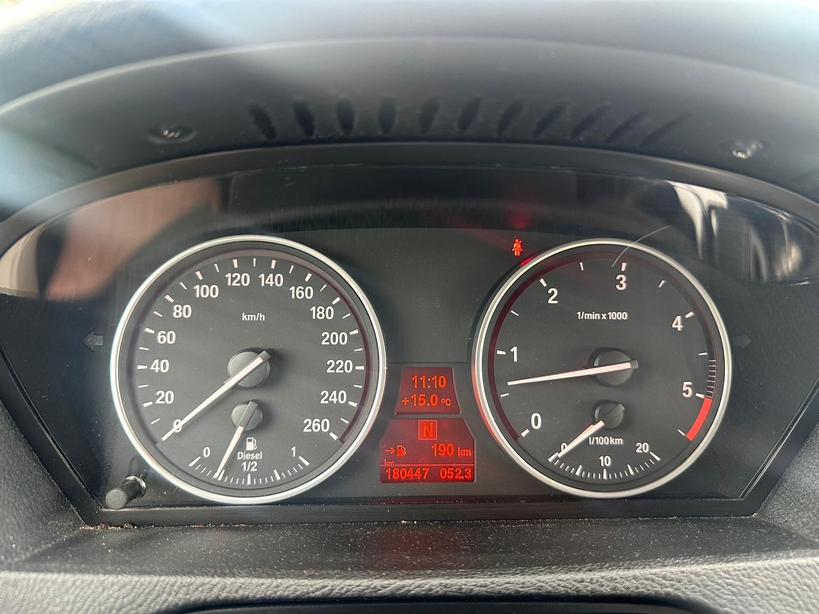 BMW X5 xDrive 30d Steptronic-image-9