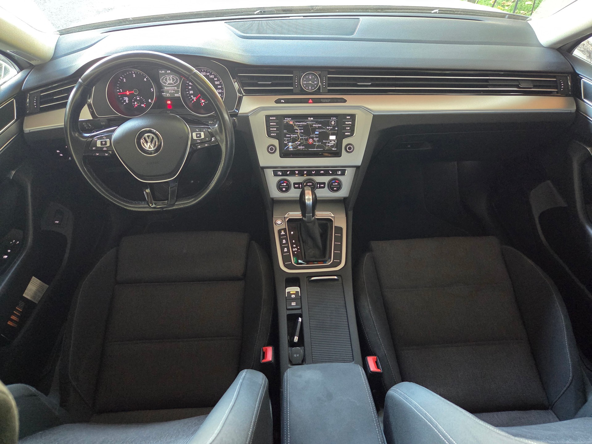 VW 2.0 TDI 190 SCR Comfl.DSG 4m-image-3