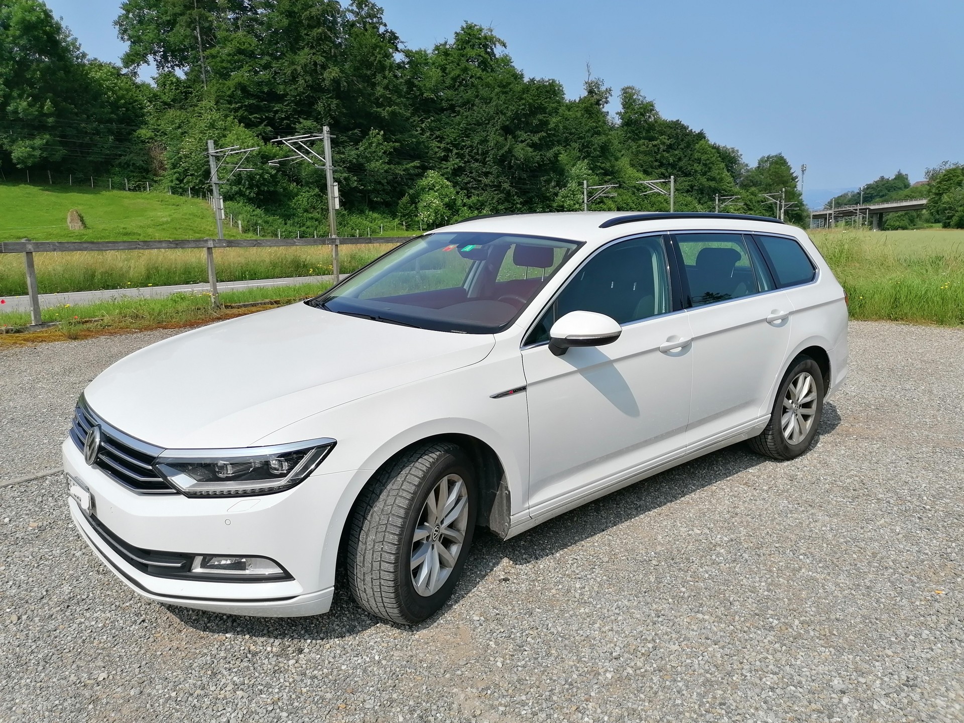 VW 2.0 TDI 190 SCR Comfl.DSG 4m-image-1