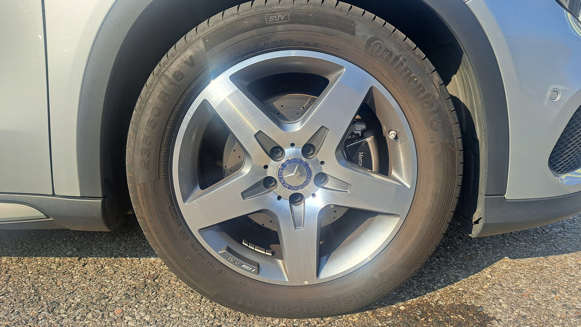 MERCEDES-BENZ GLA 250 AMG Line 4Matic 7G-DCT-image-9
