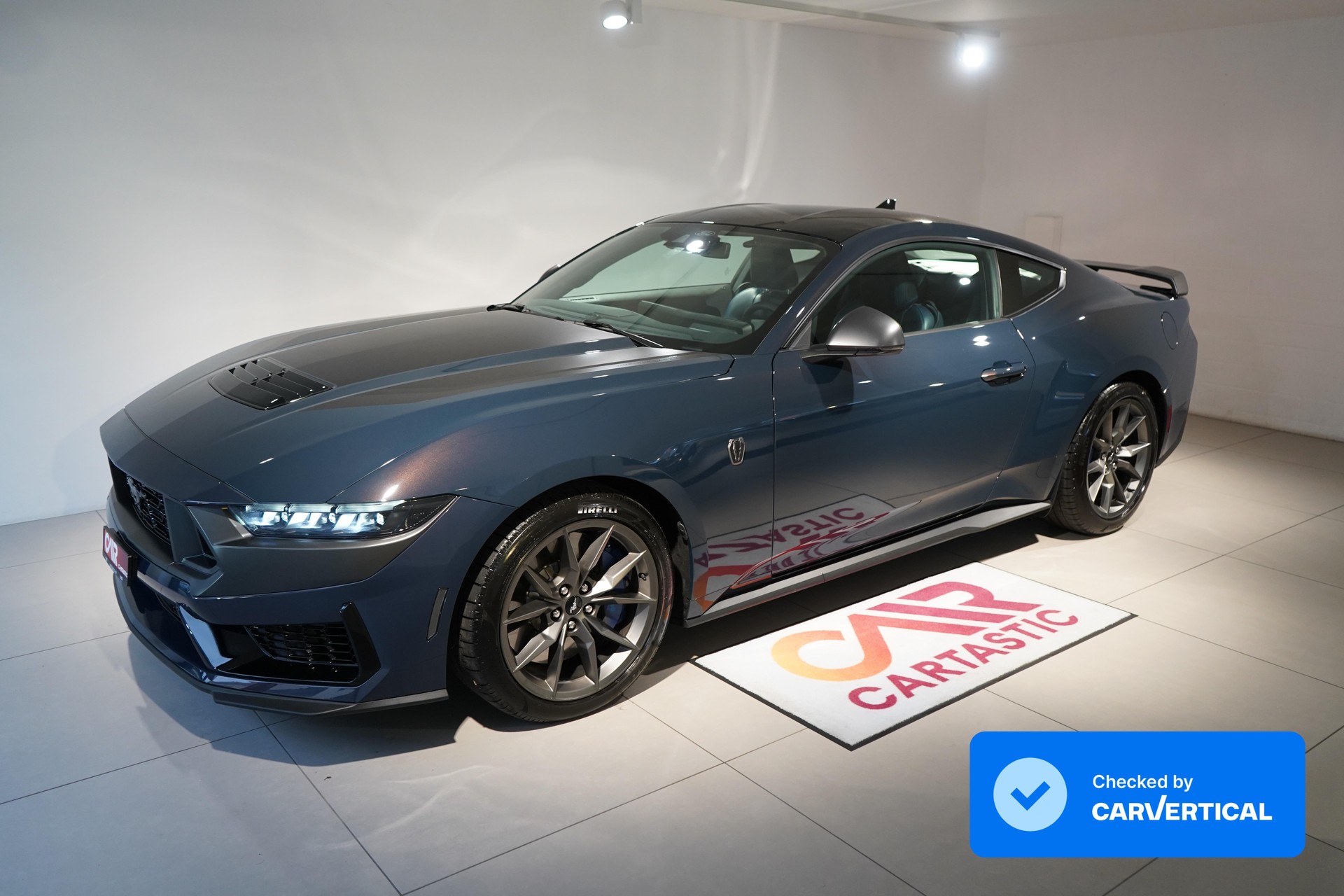 FORD Mustang Coupé 5.0 V8 Dark Horse-image-0
