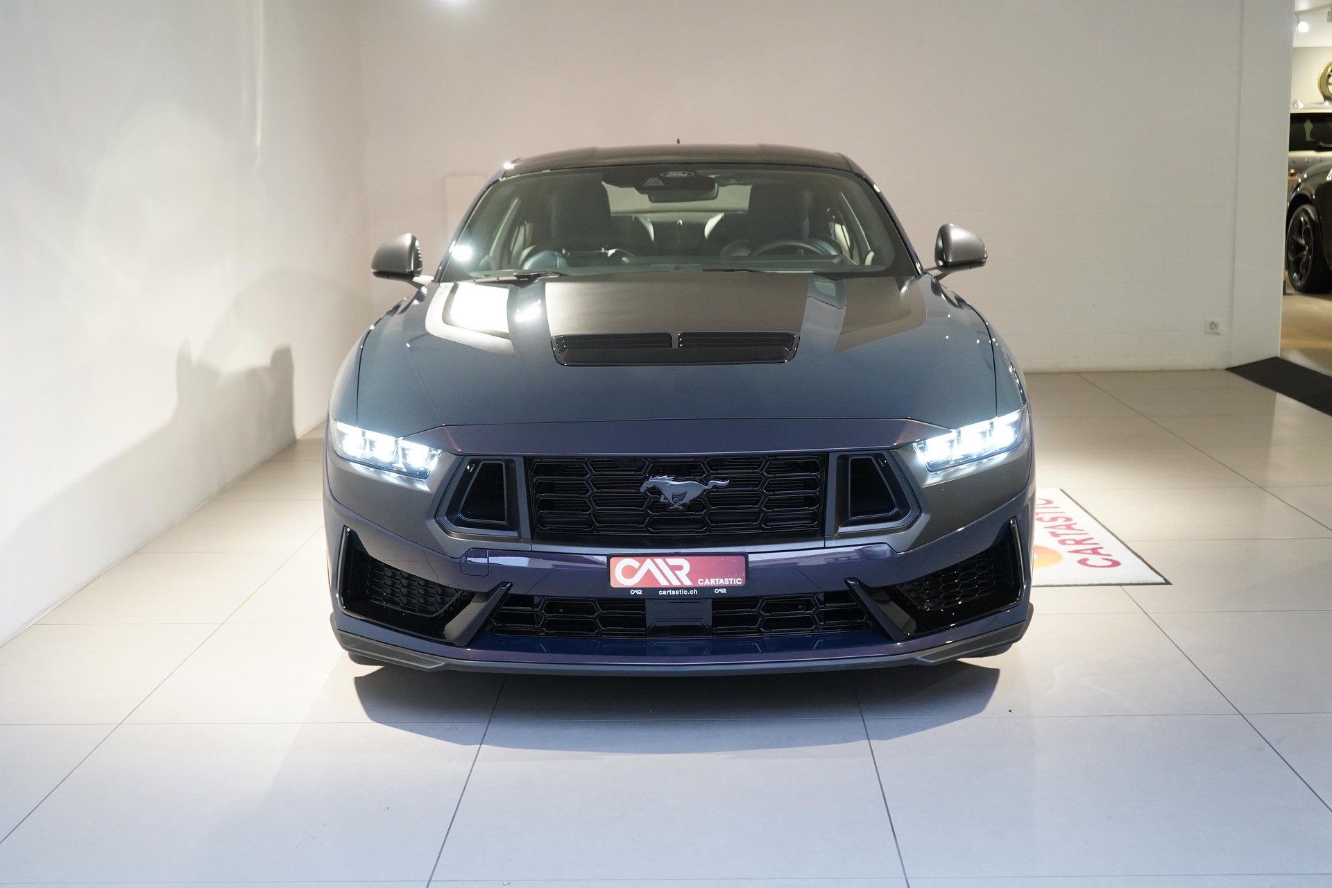 FORD Mustang Coupé 5.0 V8 Dark Horse-image-1