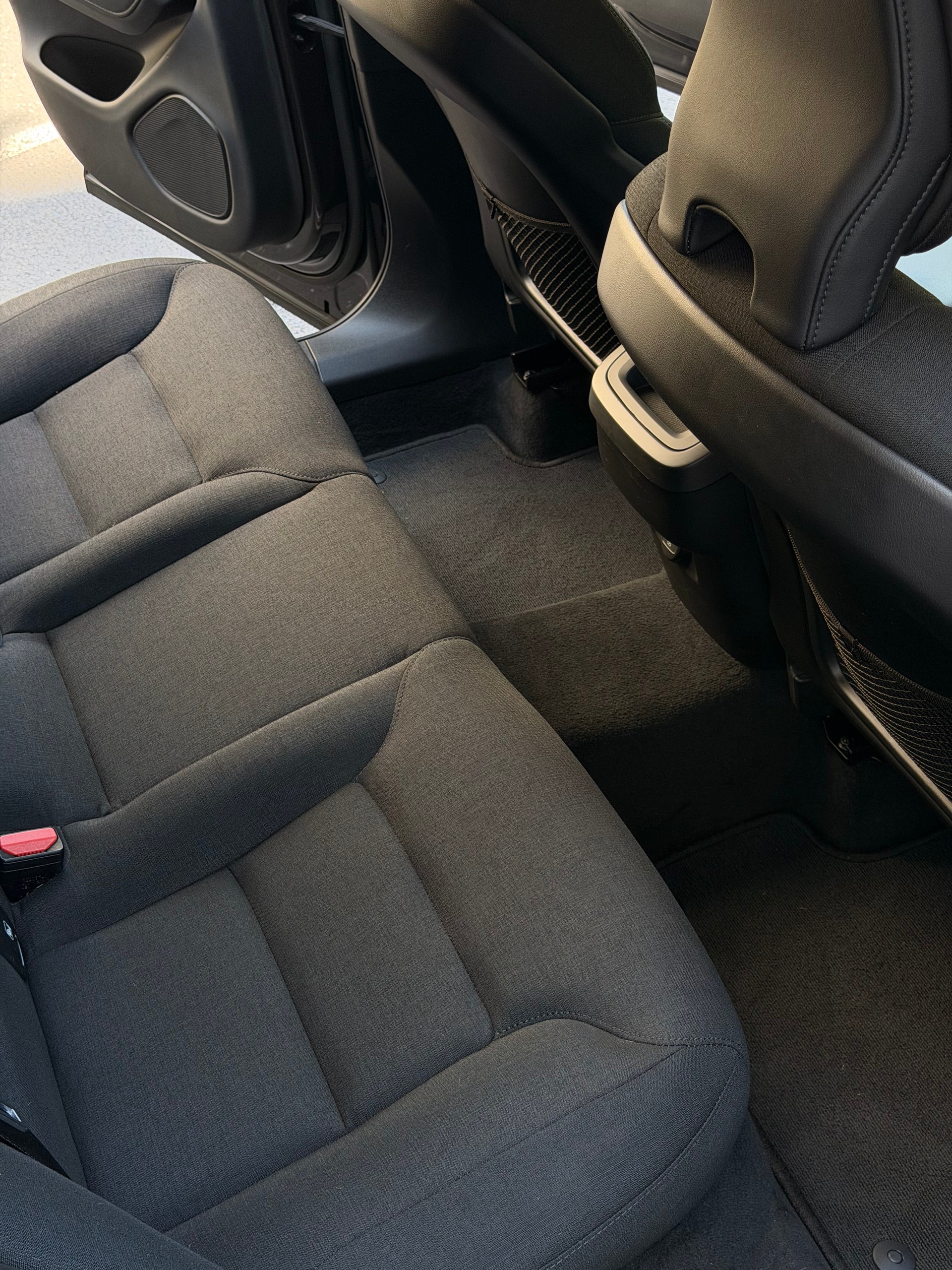 VOLVO XC60 B5 Benzin Mild Hybrid Momentum Geartronic-image-9