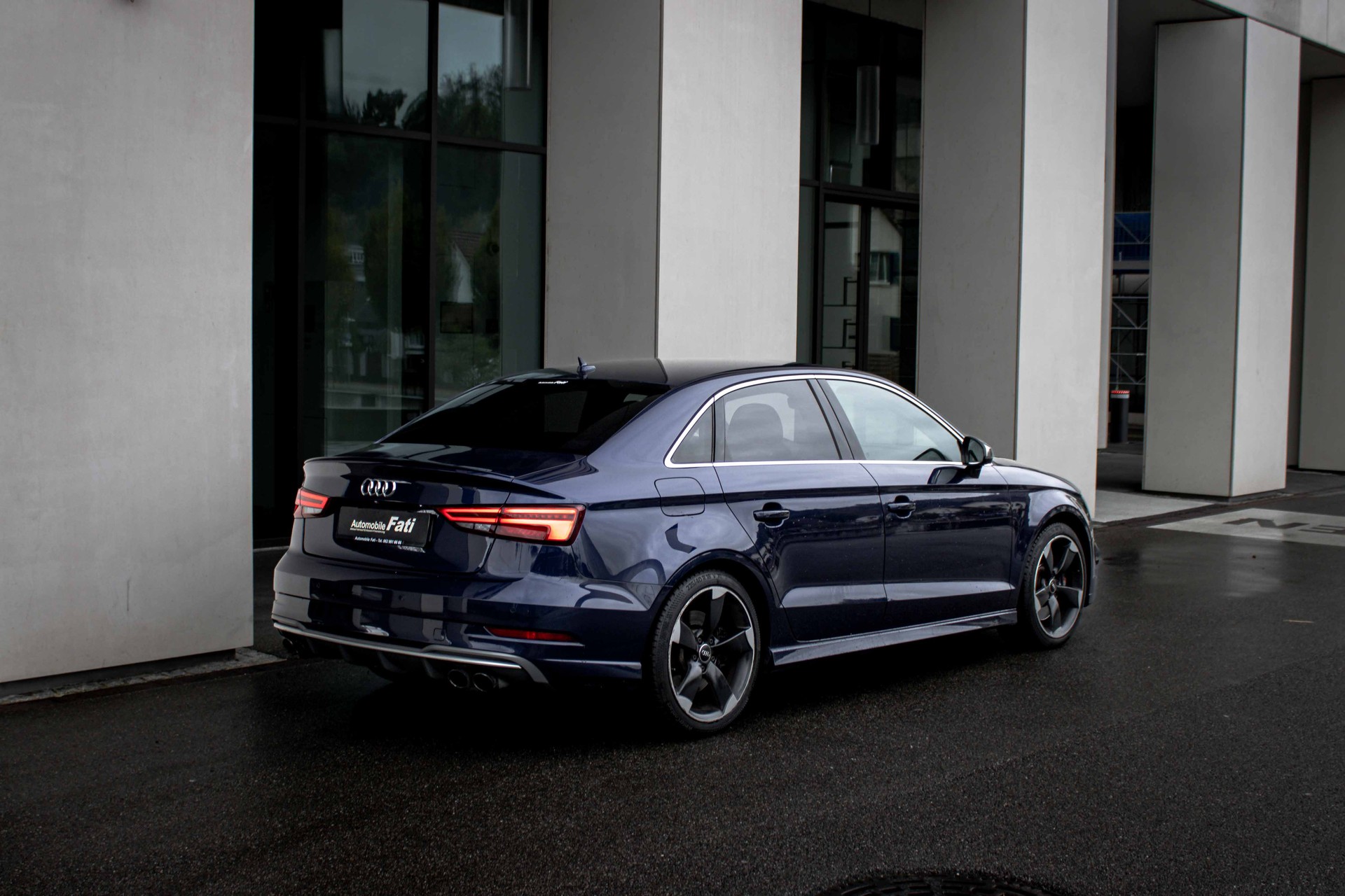 AUDI S3 Limousine 2.0 TFSI quattro S-tronic-image-6