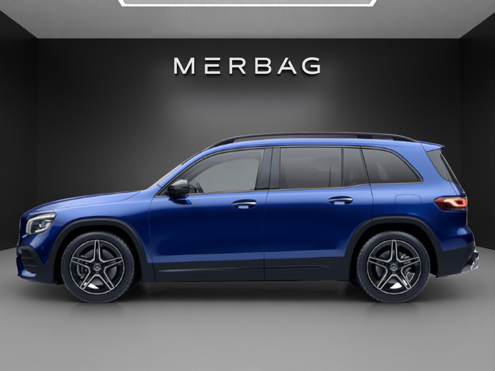 MERCEDES-BENZ GLB 250 4Matic AMG Line 8G-Tronic-image-2